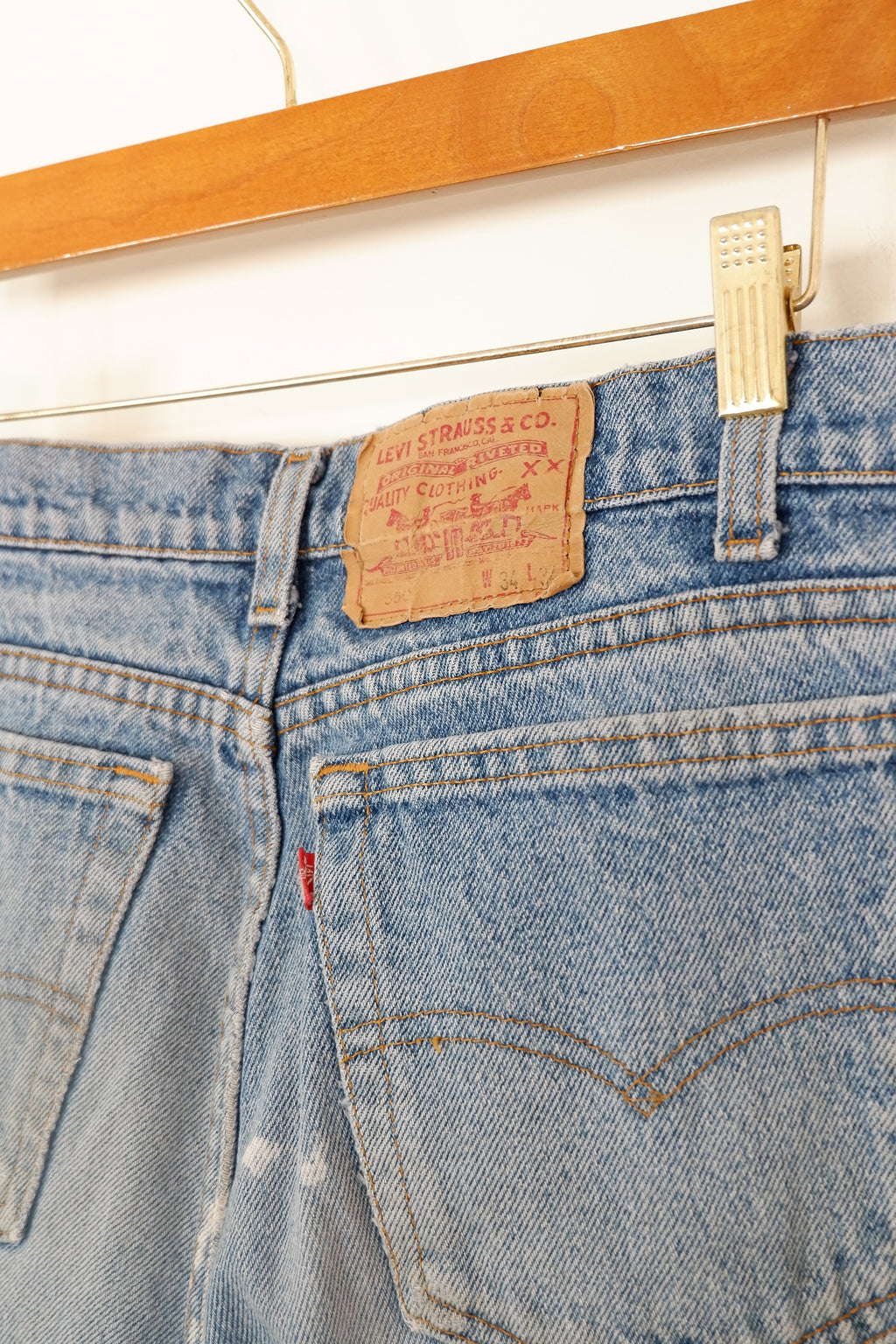 Levis 550 Coupe décontractée à lavage moyen - 34