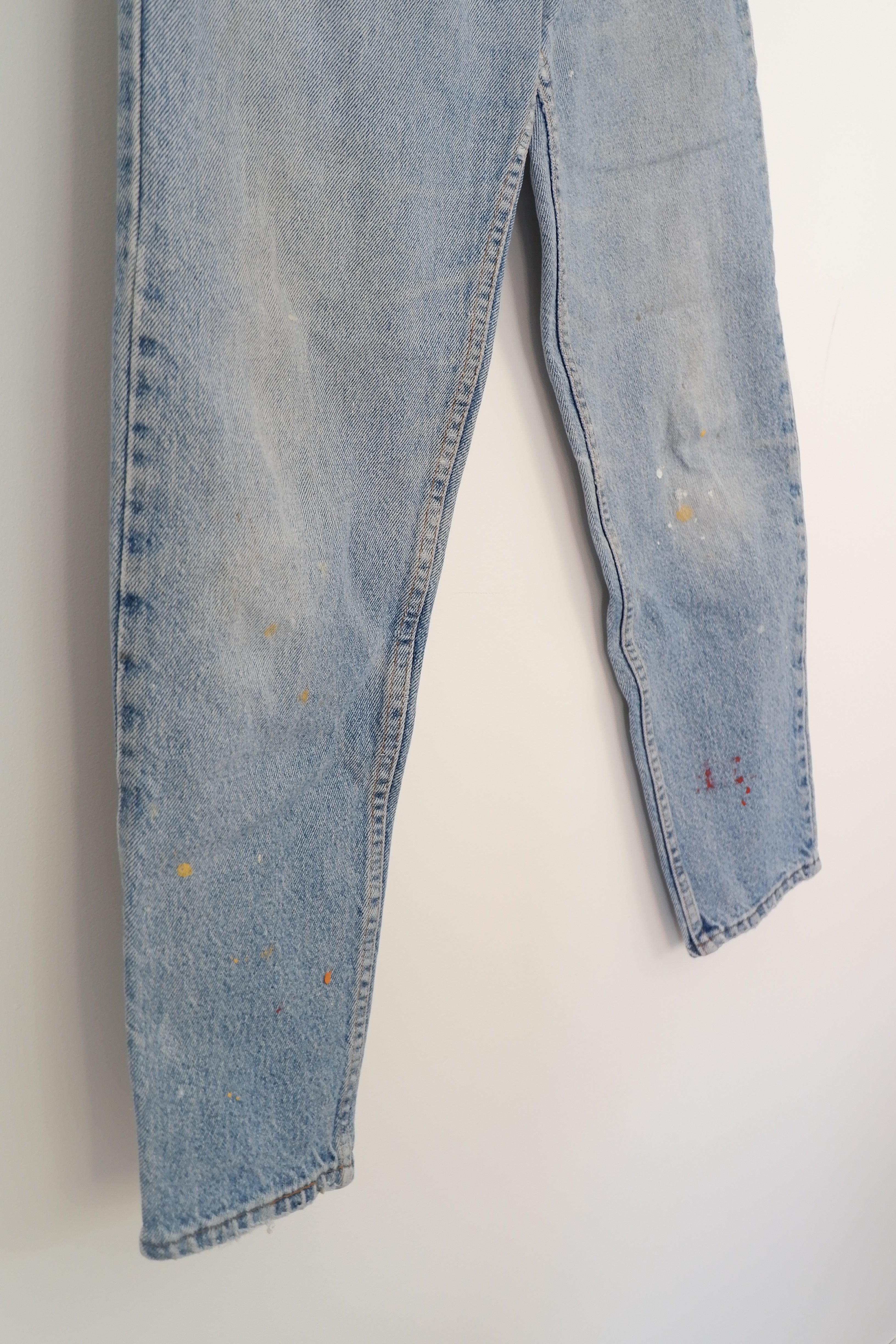 Levis 550 Light Wash Paint Splatter Jeans - 31