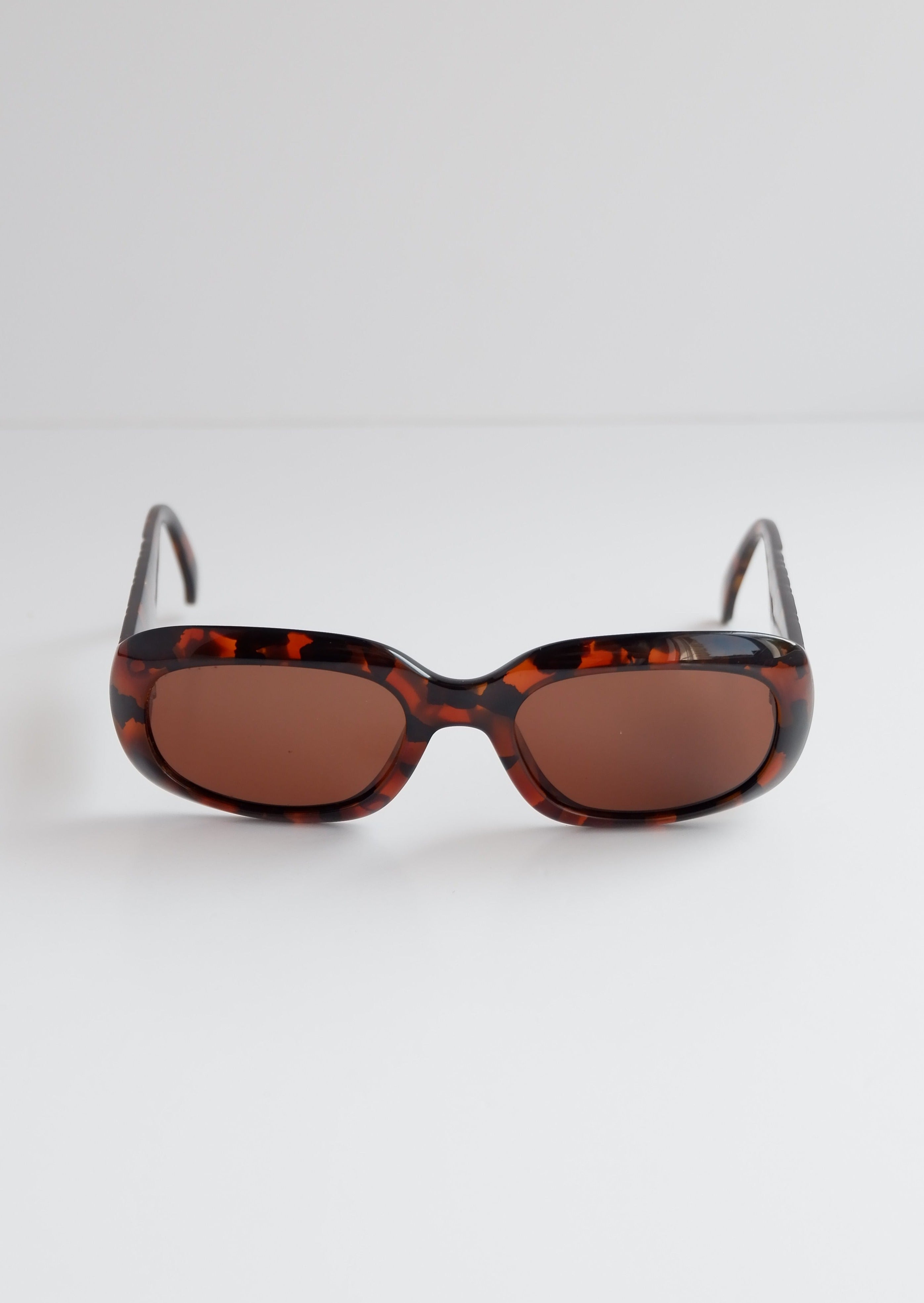 Lunettes de soleil carrées Dior écaille de tortue marron avec logo CD, pré-aimées et authentiques