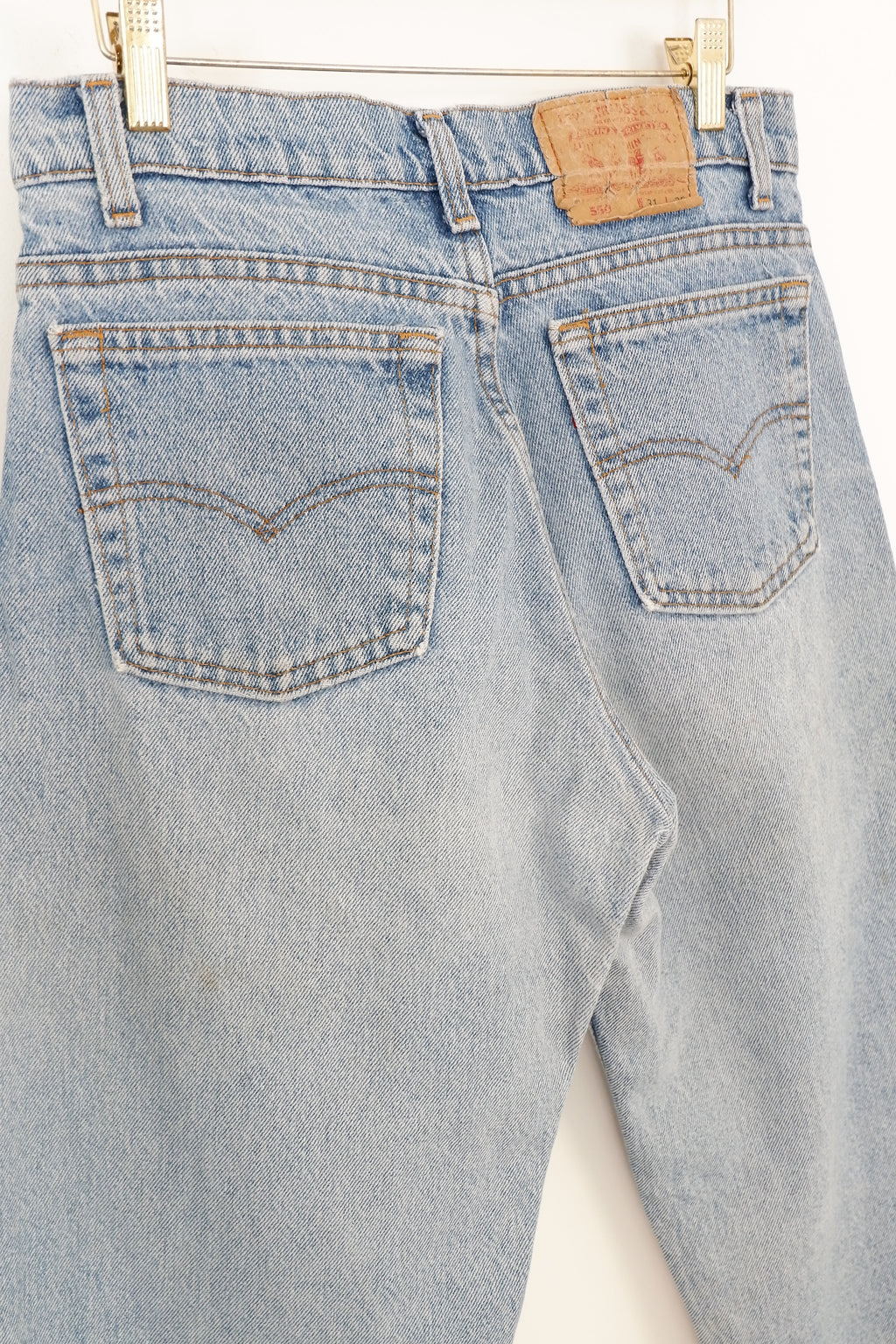 Levis 550 Light Wash Paint Splatter Jeans - 31