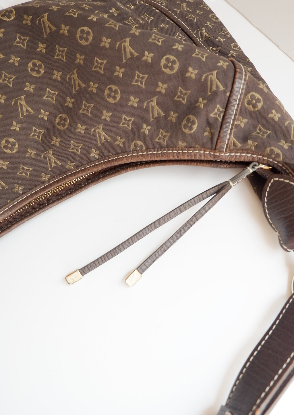 Authentique Sac bandoulière Louis Vuitton Mini Lin Manon PM Ébène d'occasion