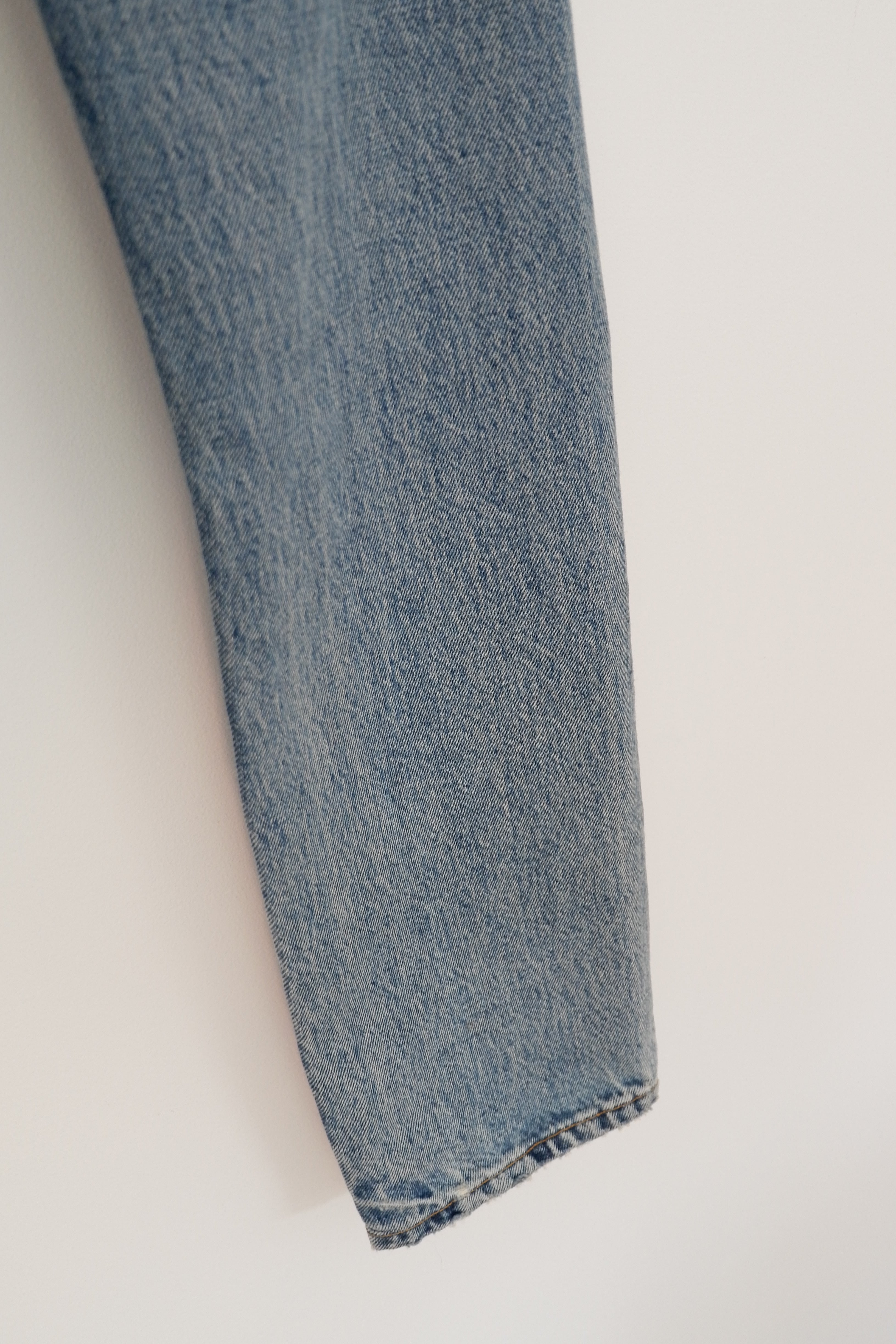 AGOLDE Jean droit taille haute taille pincée des années 90 à lavage moyen - 24