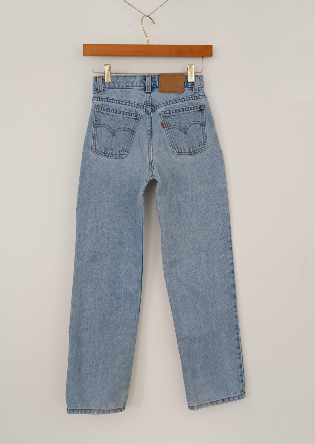 Levis Vintage 550 Light Wash Relaxed Fit Jeans - 24