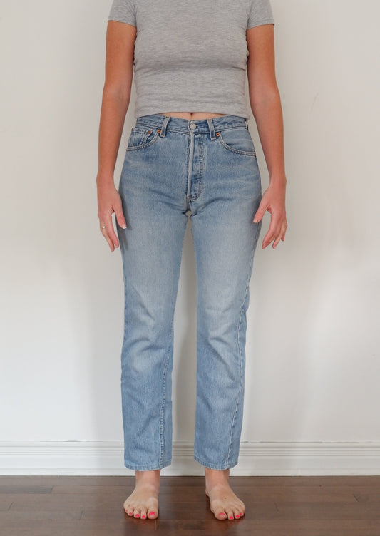 Levis Vintage 501 Light Wash Jeans - 28