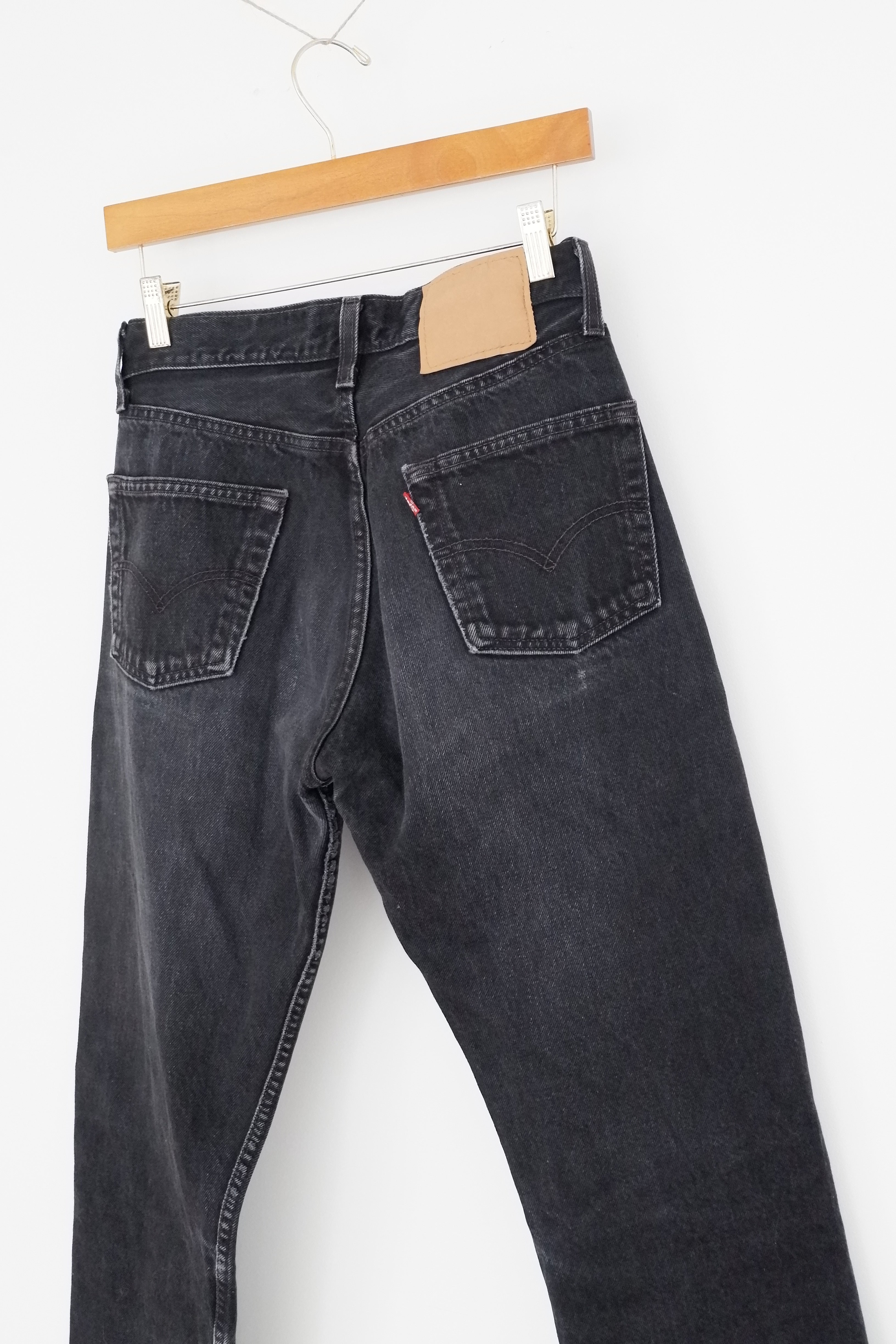 Levis Vintage 501 Black Jeans - 28