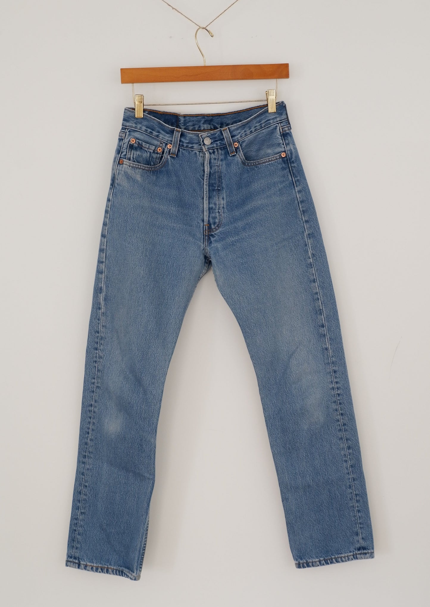 Levis Vintage 501 Medium Wash Jeans - 28