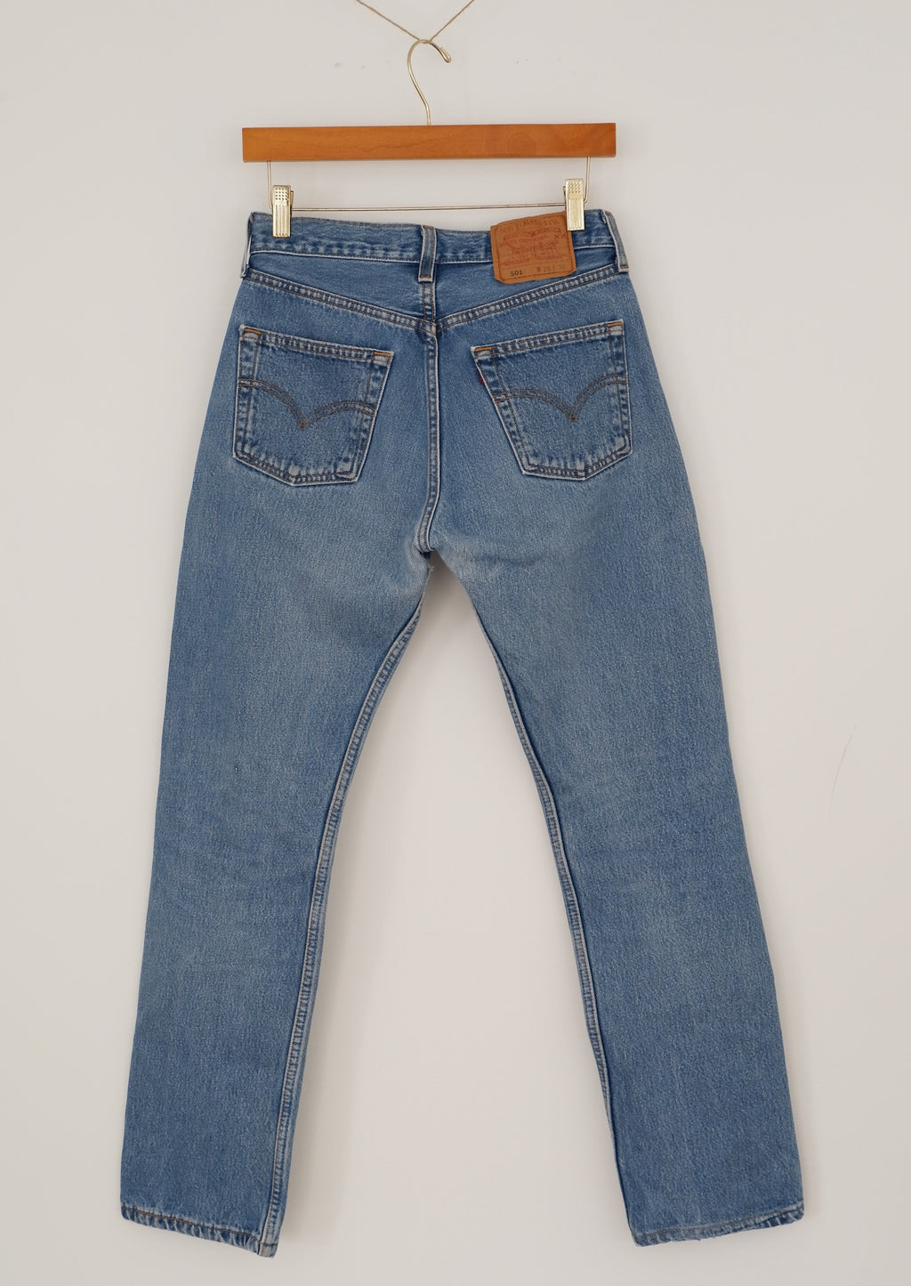 Levis Vintage 501 Medium Wash Jeans - 28