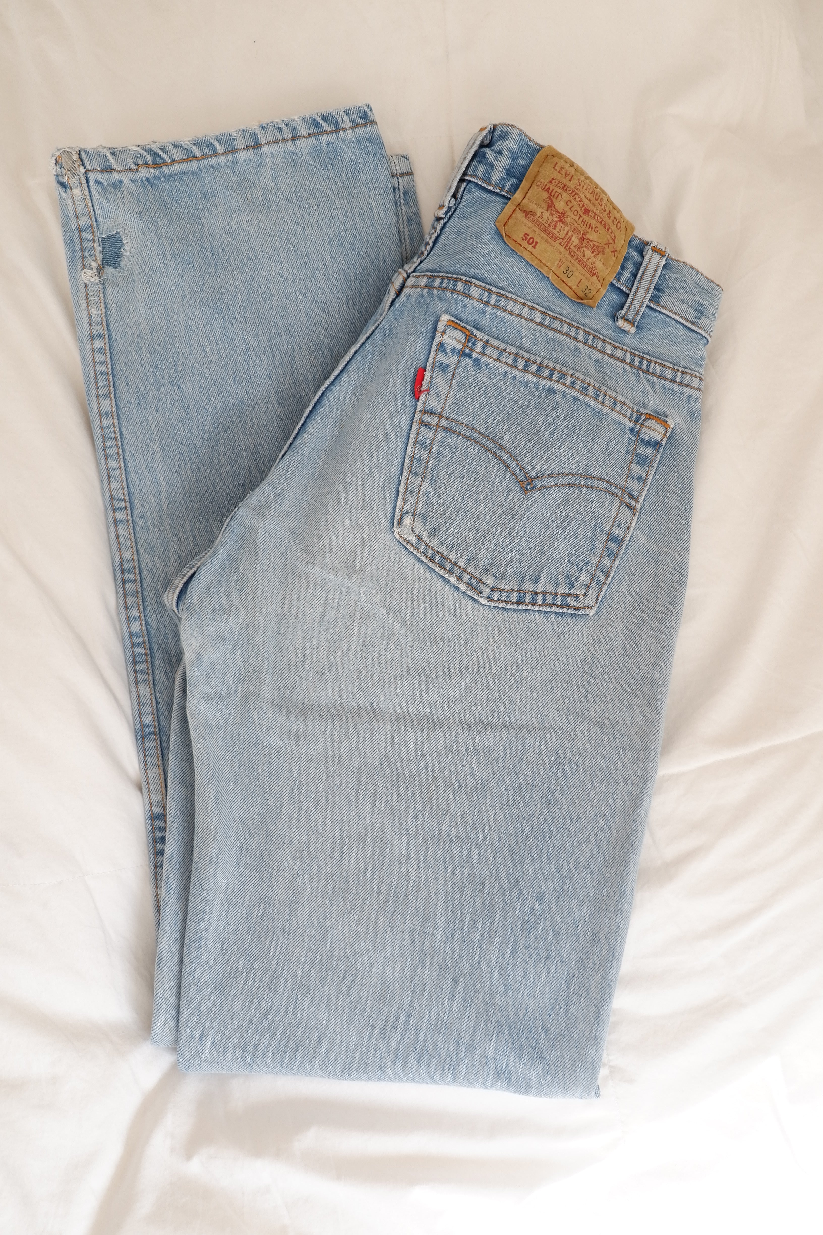 Levis Vintage 501 Light Wash Jeans - 30