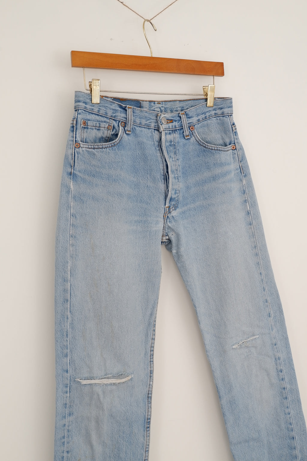 Levis Vintage 501 Light Wash Jeans - 30