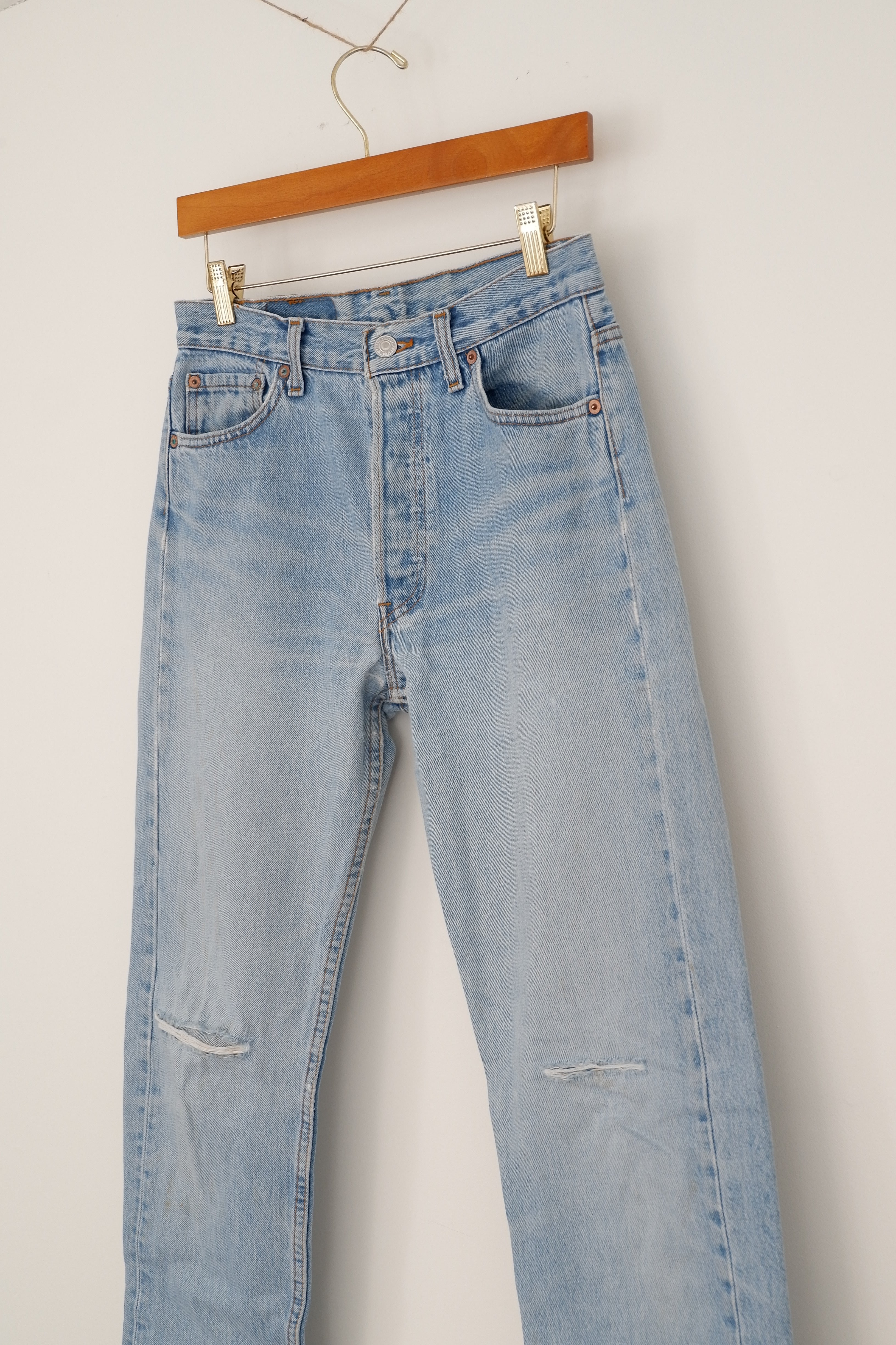 Levis Vintage 501 Light Wash Jeans - 30