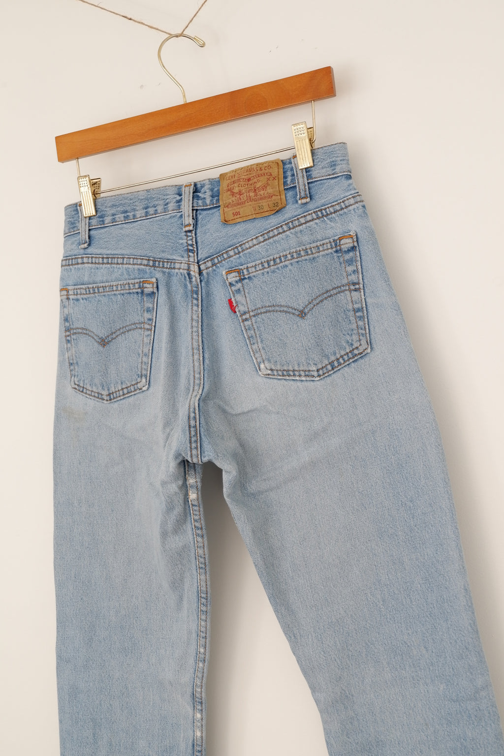 Levis Vintage 501 Light Wash Jeans - 30