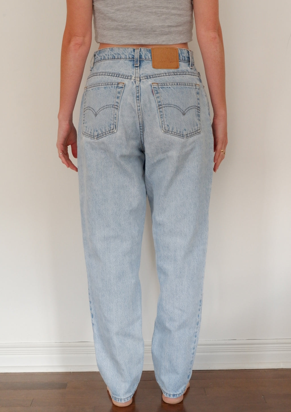 Levis Vintage 550 Relaxed Fit Tapered Leg Jeans - 30