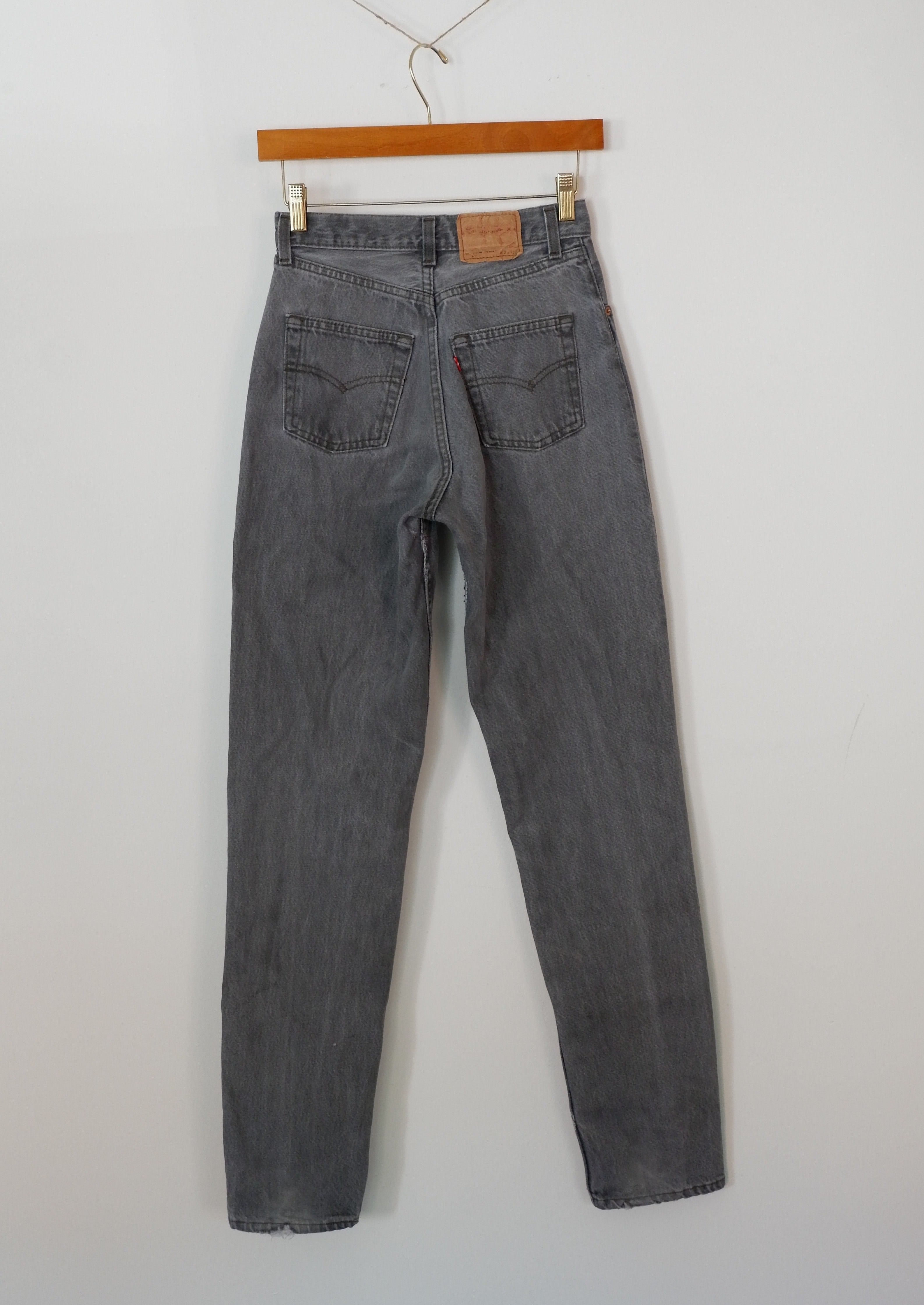 Levis Vintage 591 Light Grey Jeans - 26