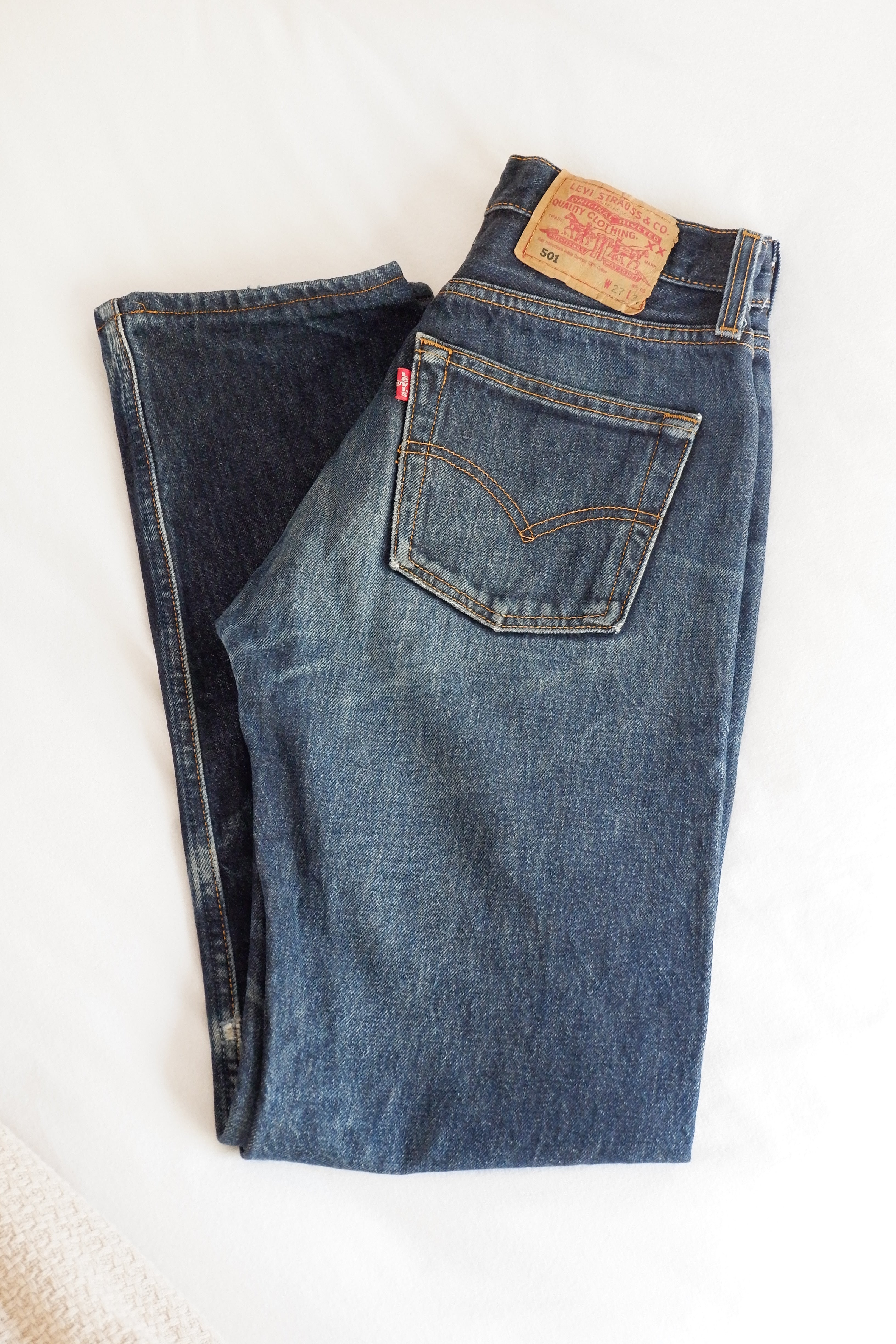 Levis Vintage 501 Medium Dark Blue Jeans - 26