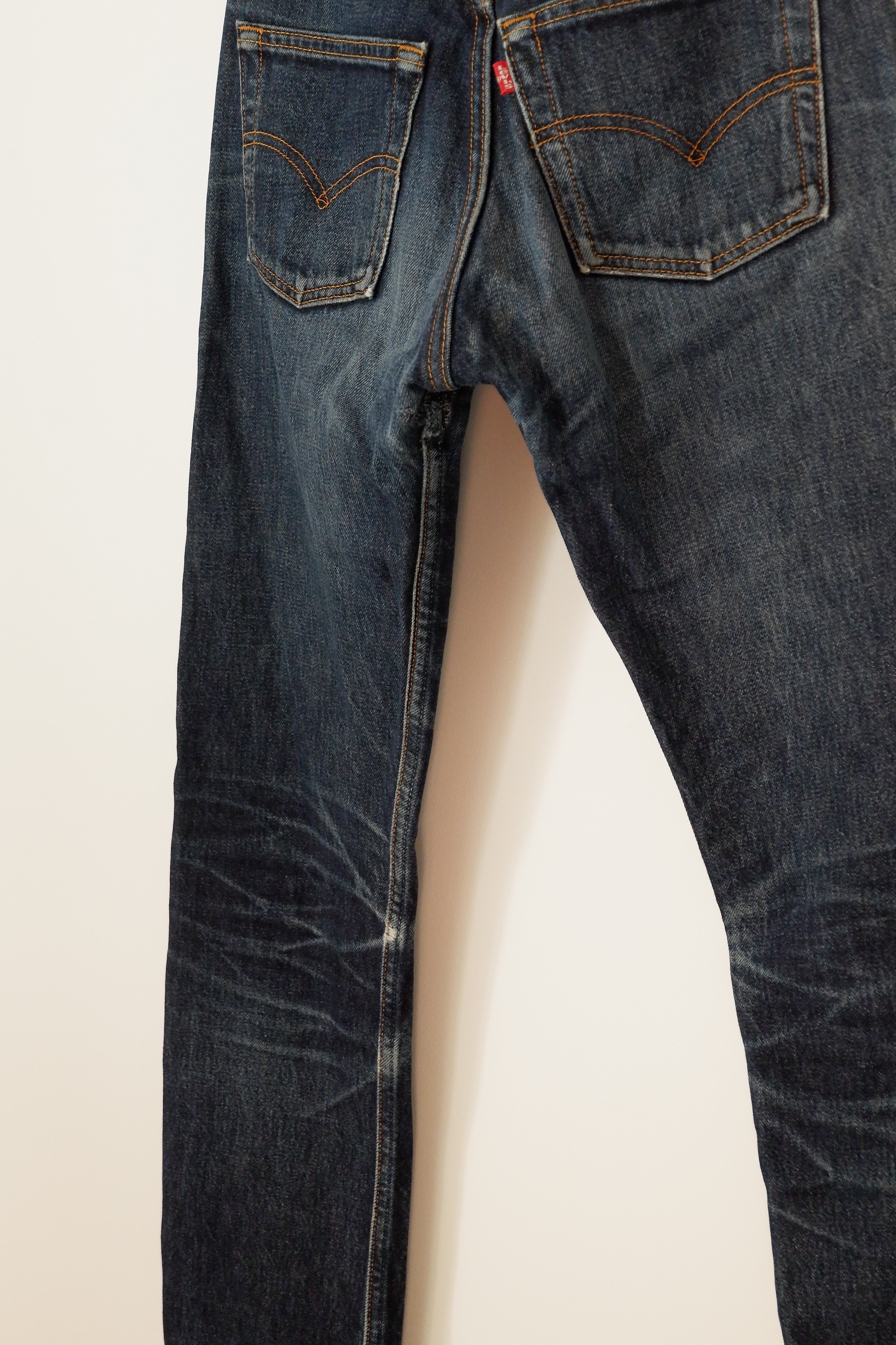 Levis Vintage 501 Medium Dark Blue Jeans - 26