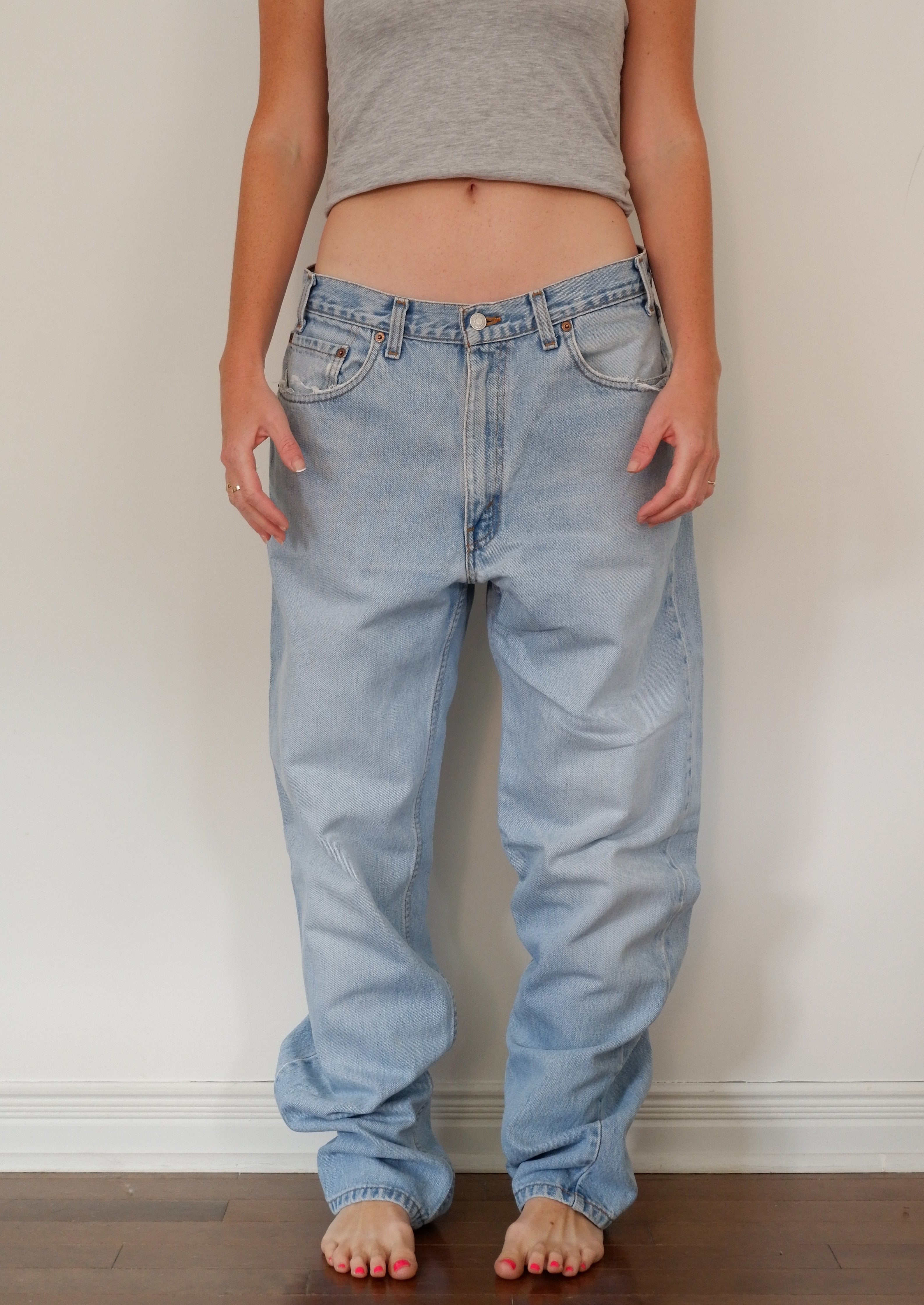 Levis Vintage 550 Relaxed Fit Light Wash Jeans - 36