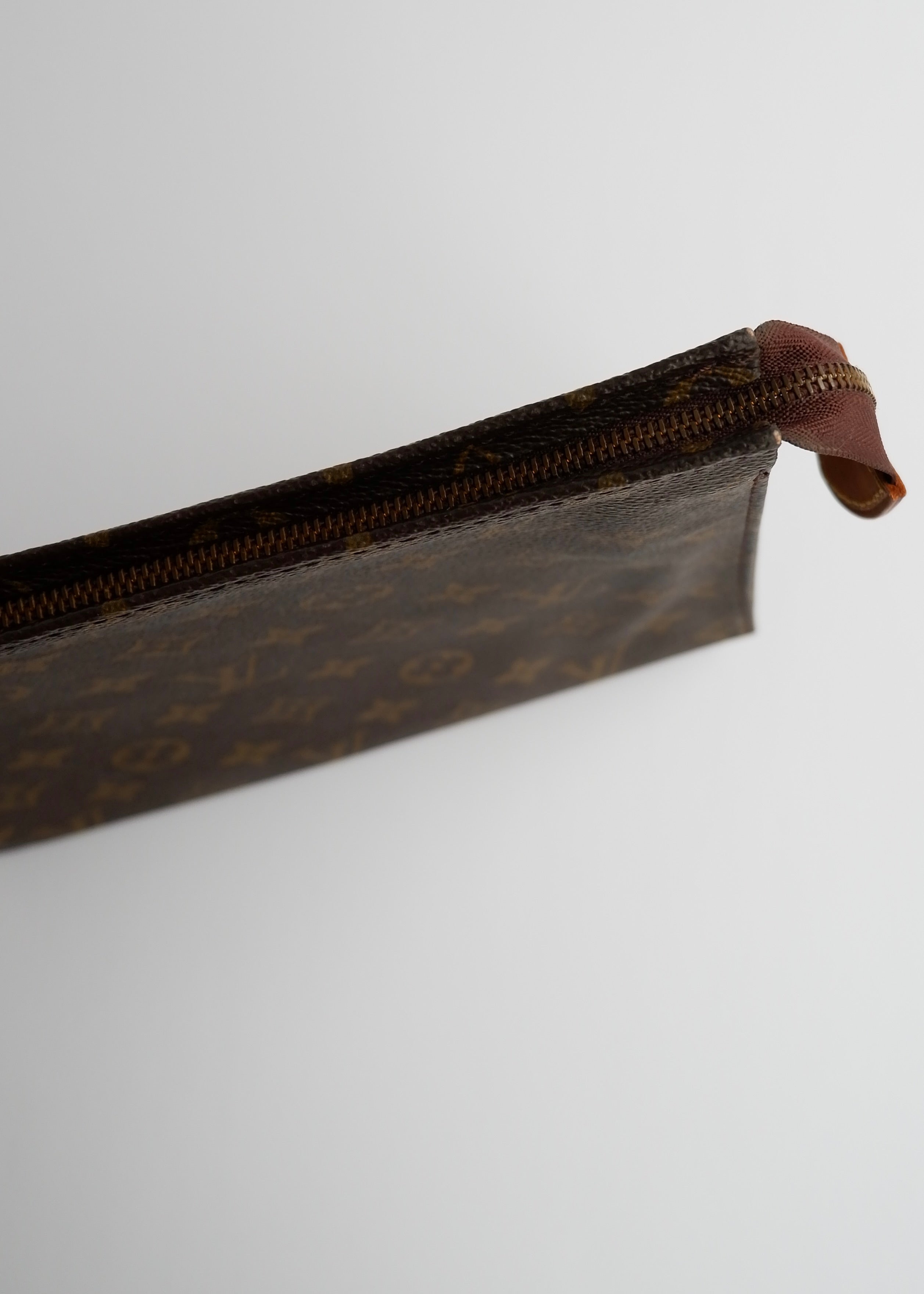 Authentic Preowned Vintage Louis Vuitton Monogram Toiletry 26 Pouch