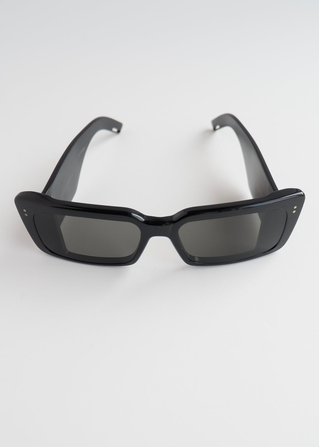 Authentiques lunettes de soleil Gucci d'occasion à monture rectangulaire noire