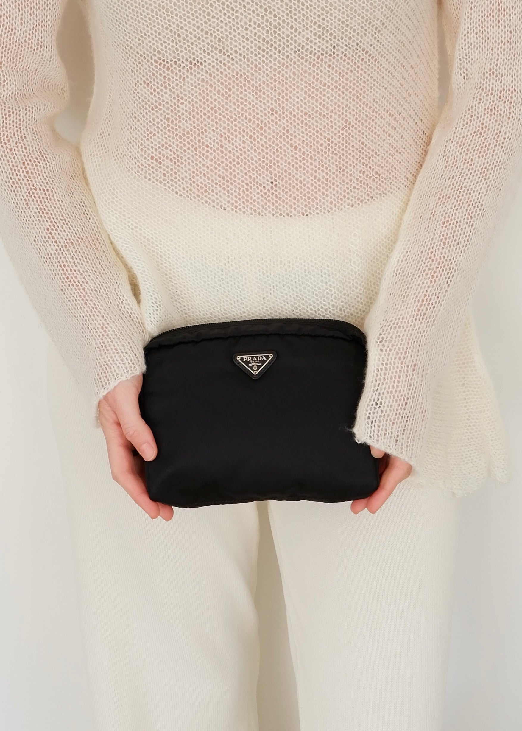 Pochette Prada authentique d'occasion en nylon noir