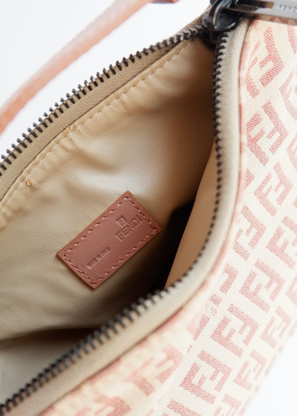 Pochette Fendi Zucchino rose poudré authentique d'occasion