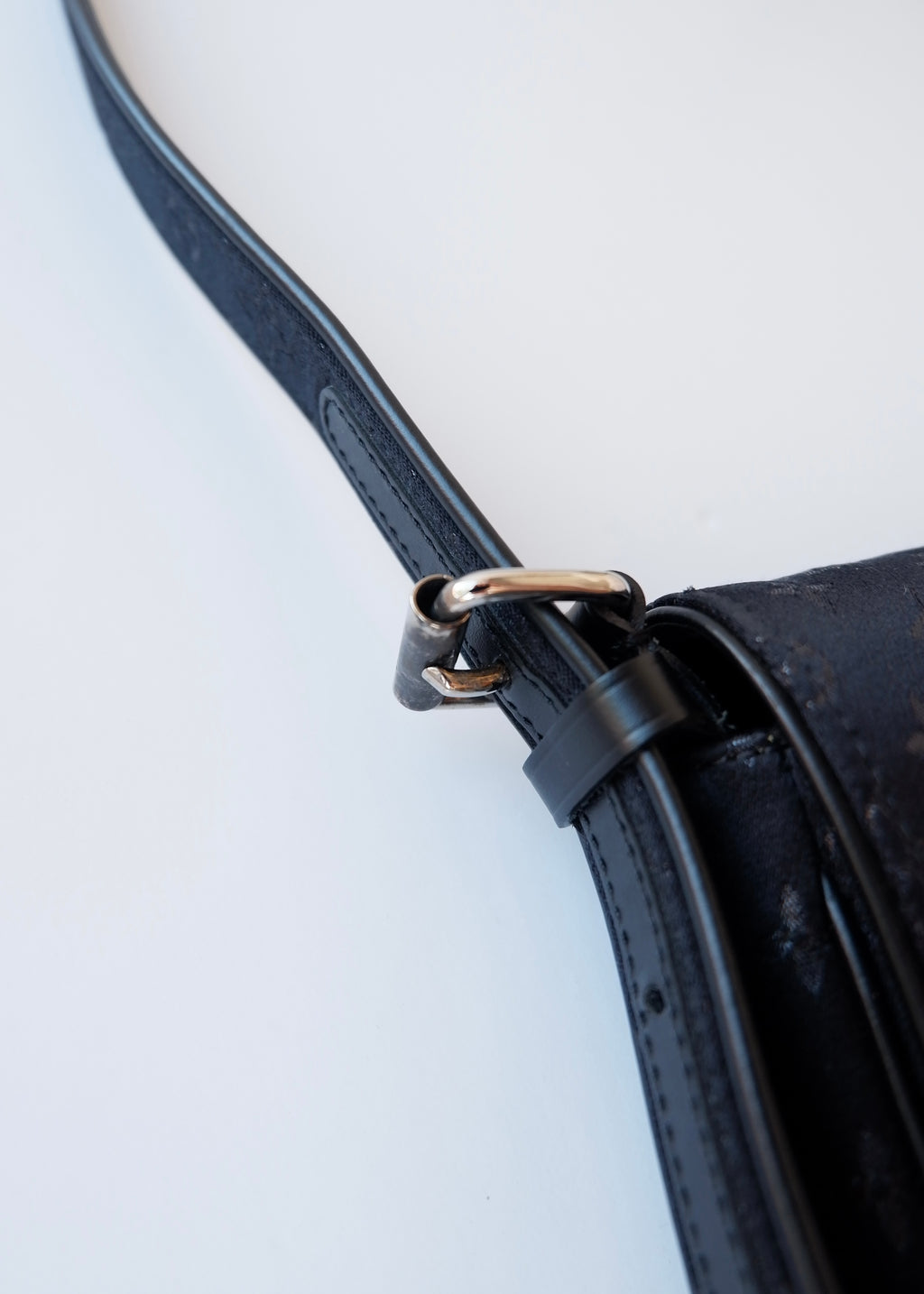 Preowned Louis Vuitton Limited Edition Conte de Fees Musette Bag