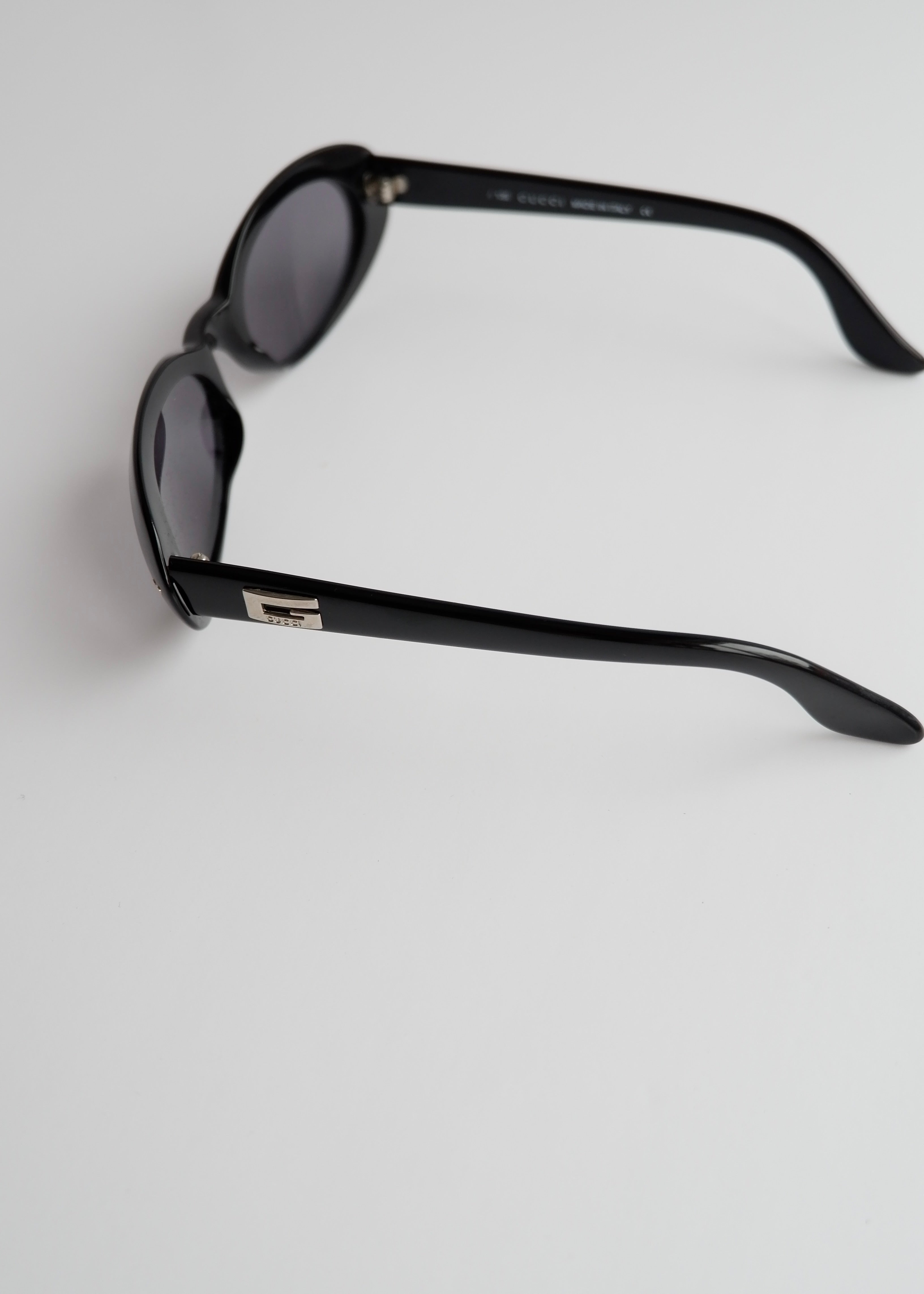 Authentic Preowned Vintage Gucci Black Round Frame G Logo Sunglasses