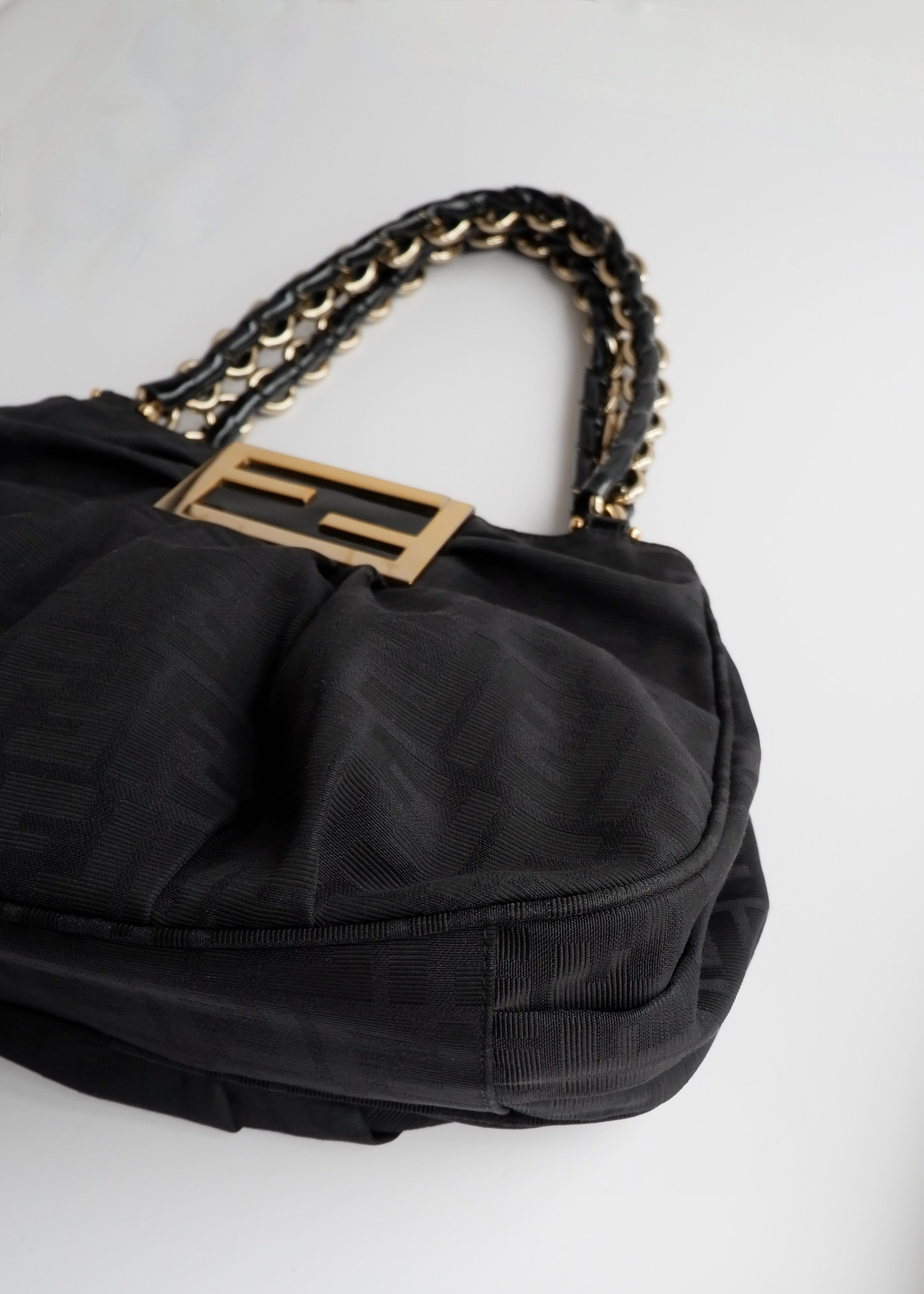 Preowned Fendi Black Zucca Print Gold FF Logo Shoulder Bag