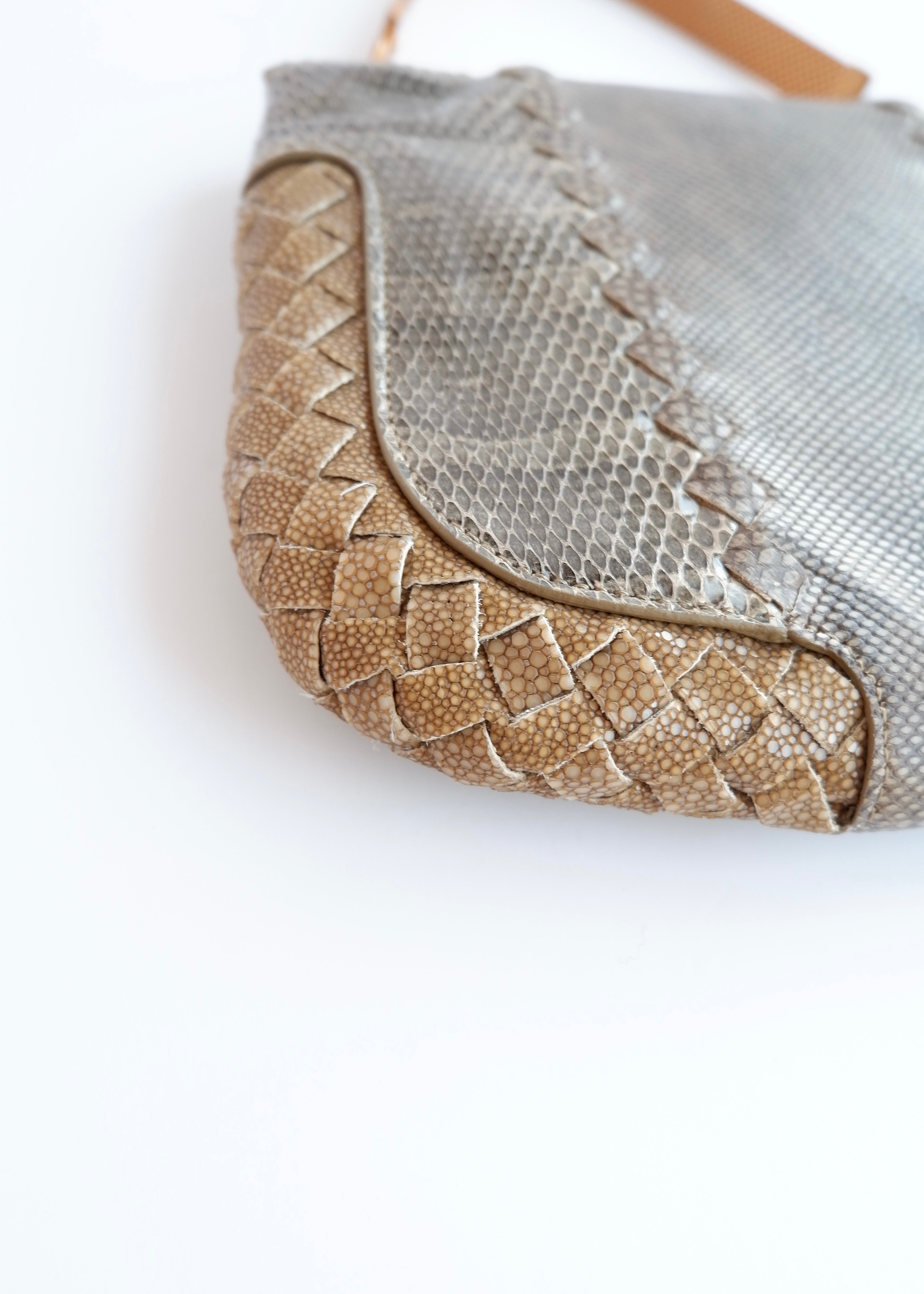 Sac à main en cuir embossé marron/beige Bottega Veneta d'occasion authentique