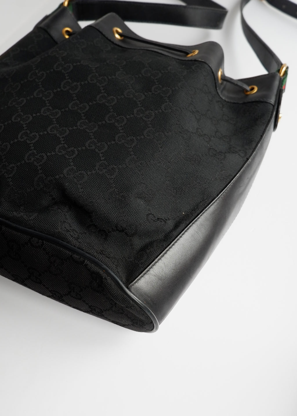 Preowned Gucci Black GG Canvas Drawstring Crossbody Bag