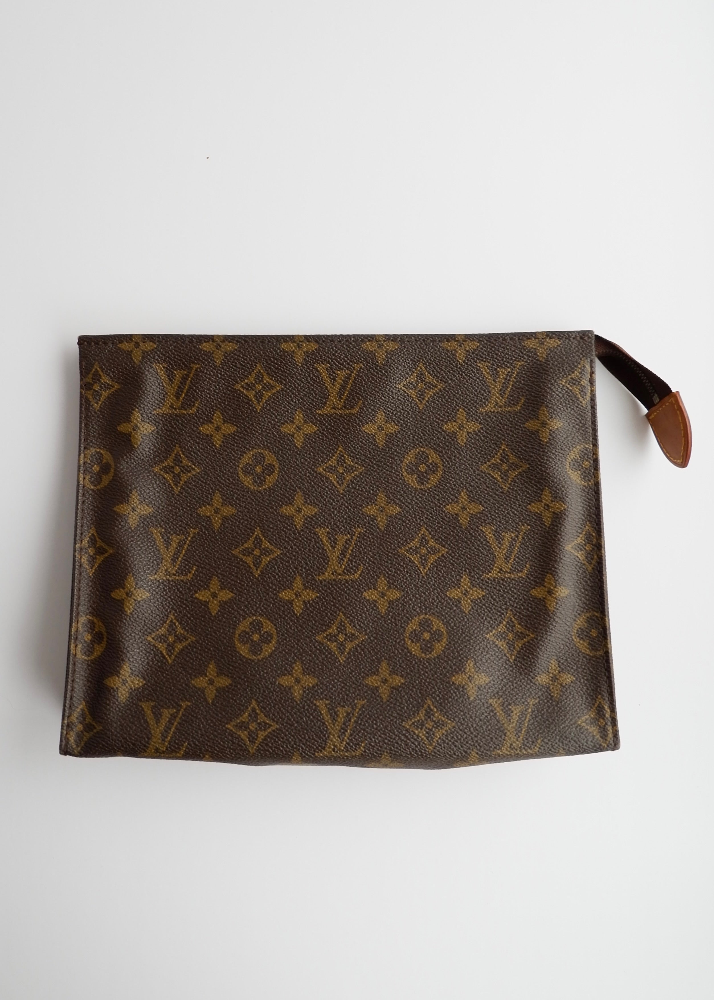 Authentic Preowned Vintage Louis Vuitton Monogram Toiletry 26 Pouch