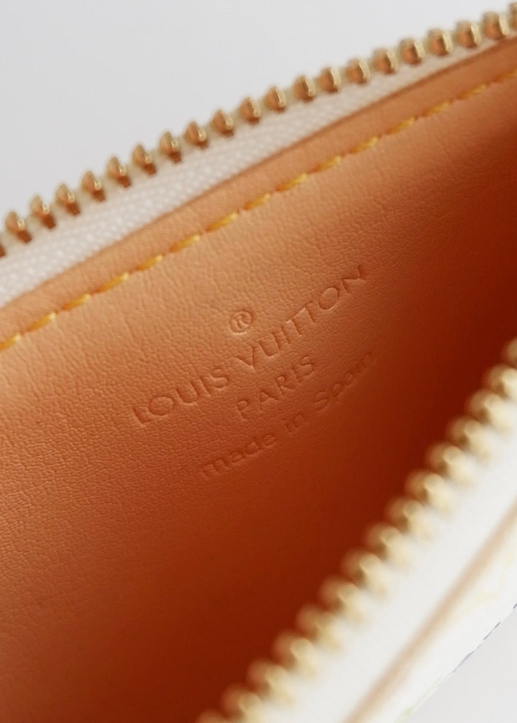 Authentique Louis Vuitton White Multi Pochette Clé d'occasion