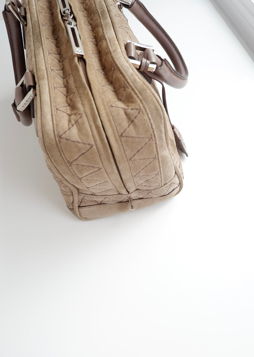 Sac à main Loewe Amazona en daim gris authentique d'occasion