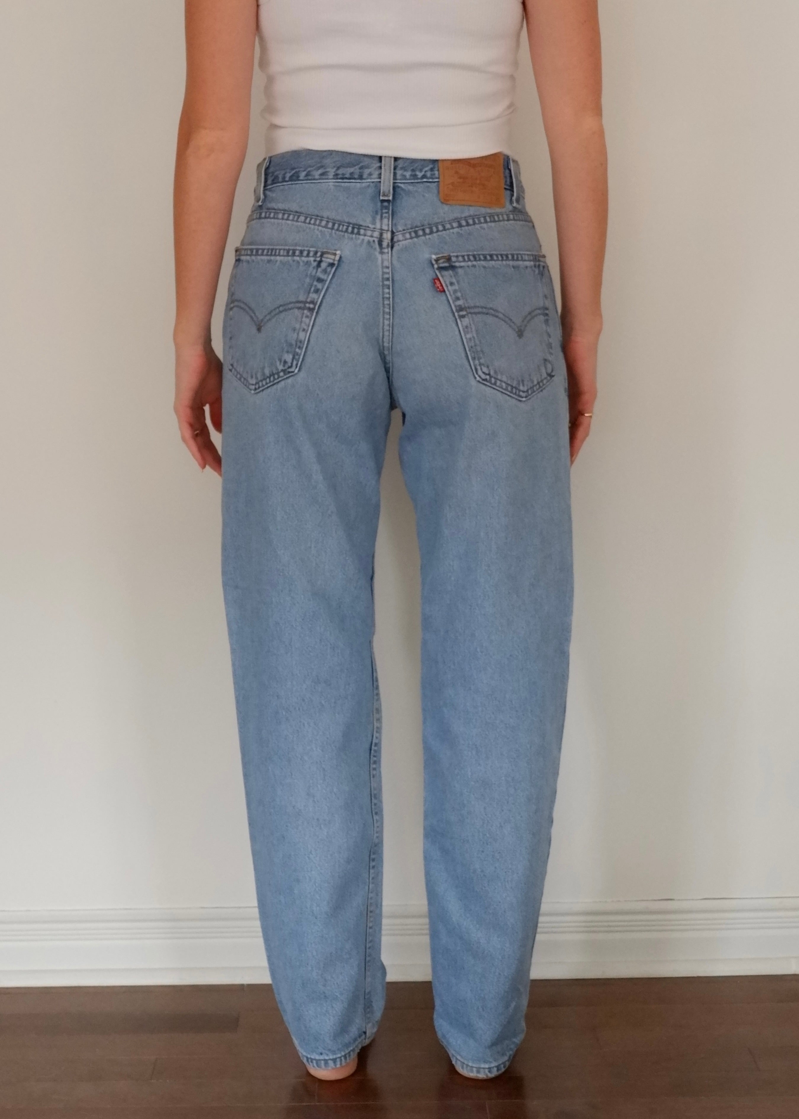 Levis Vintage 550 Medium Light Wash Jeans - 30