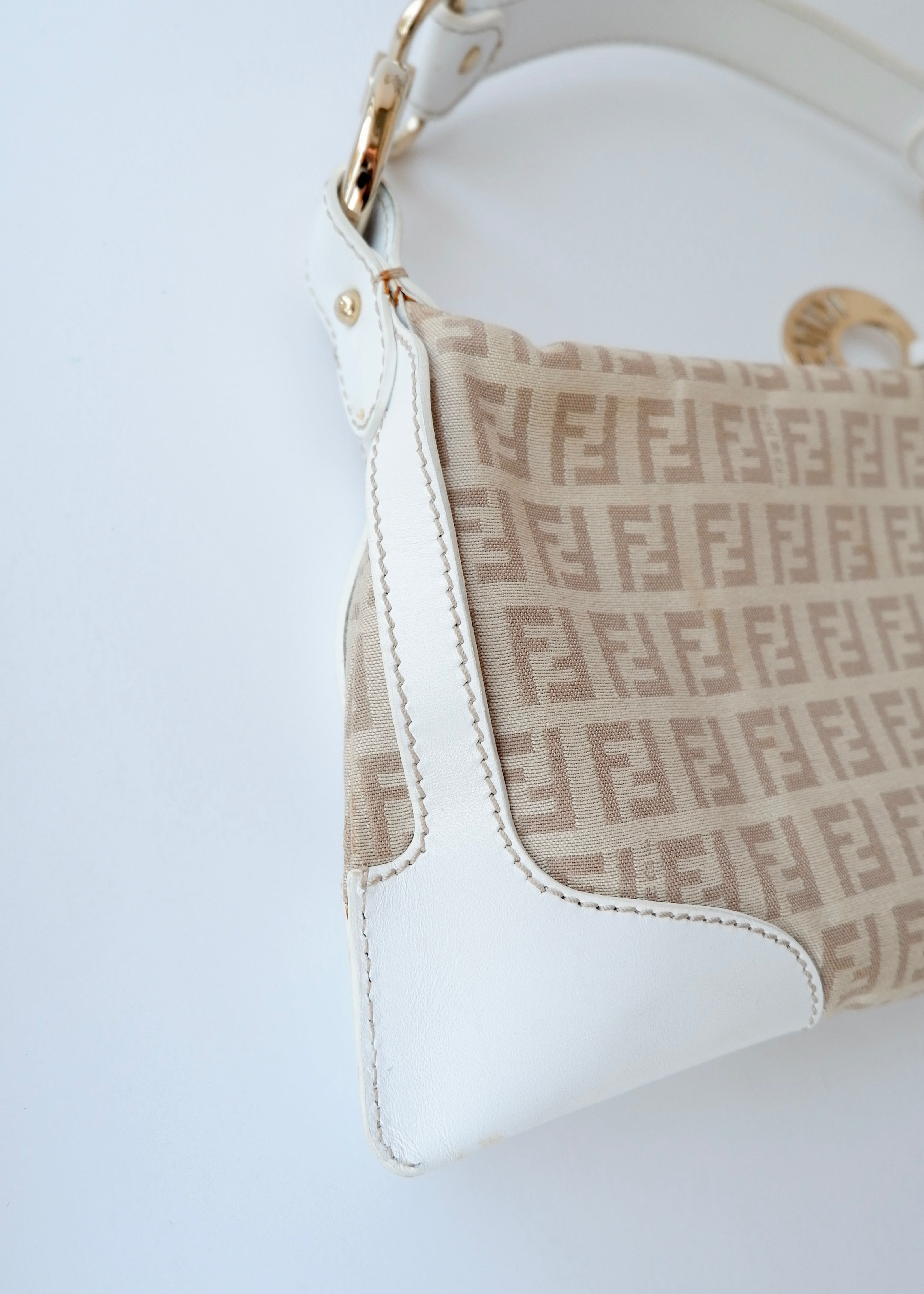Preowned Vintage Fendi White Leather Beige Canvas Zucchino Shoulder Bag
