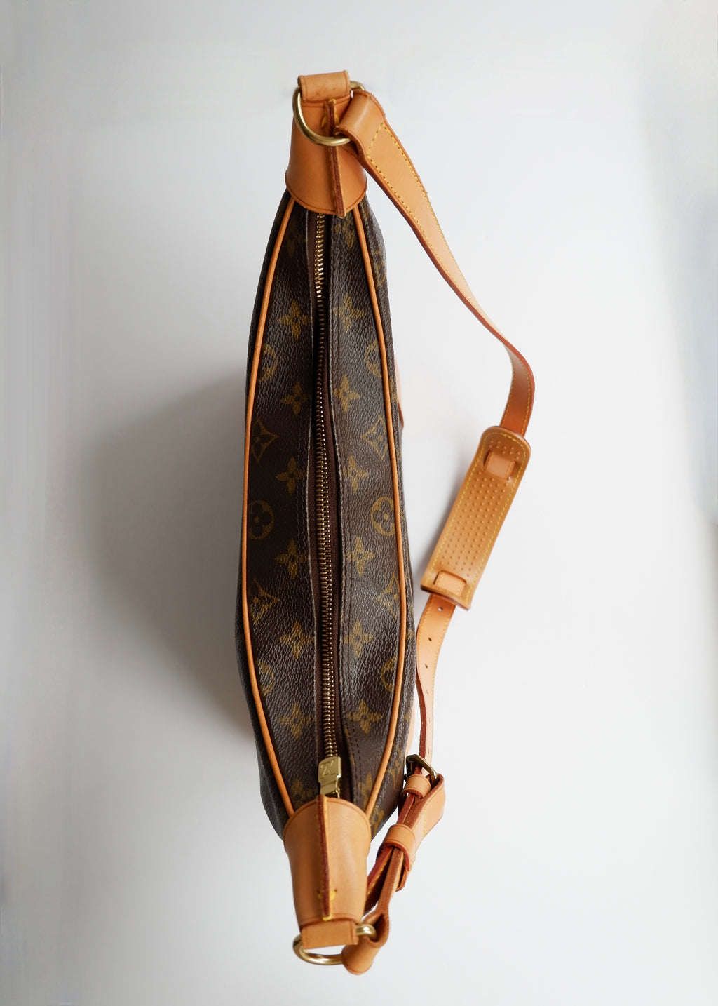 Preowned Louis Vuitton Monogram Boulogne 30 Shoulder Bag