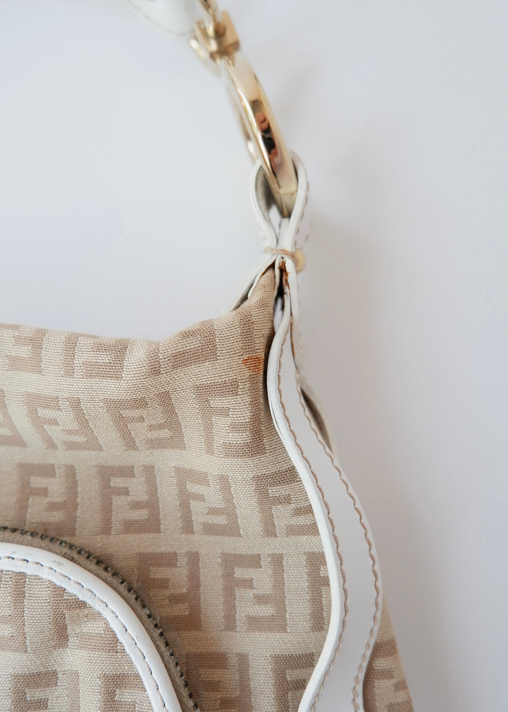 Preowned Vintage Fendi White Leather Beige Canvas Zucchino Shoulder Bag