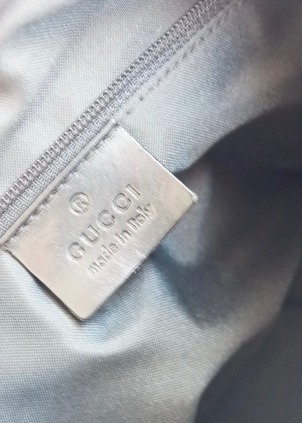 Authentique Sac à bandoulière Gucci en toile GG noire d'occasion