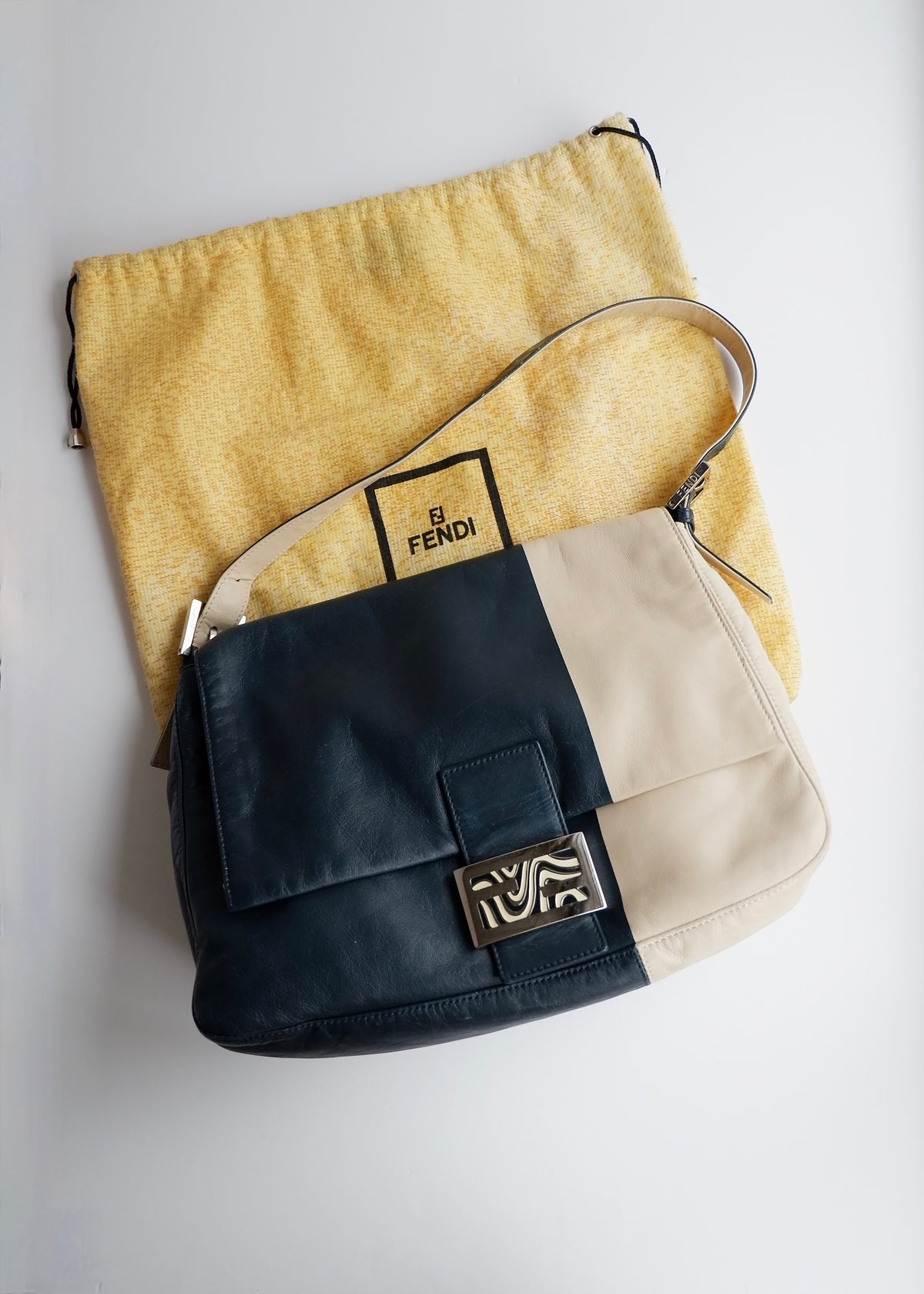 Preowned Fendi Blue/ Beige Leather Mamma Baguette Shoulder Bag