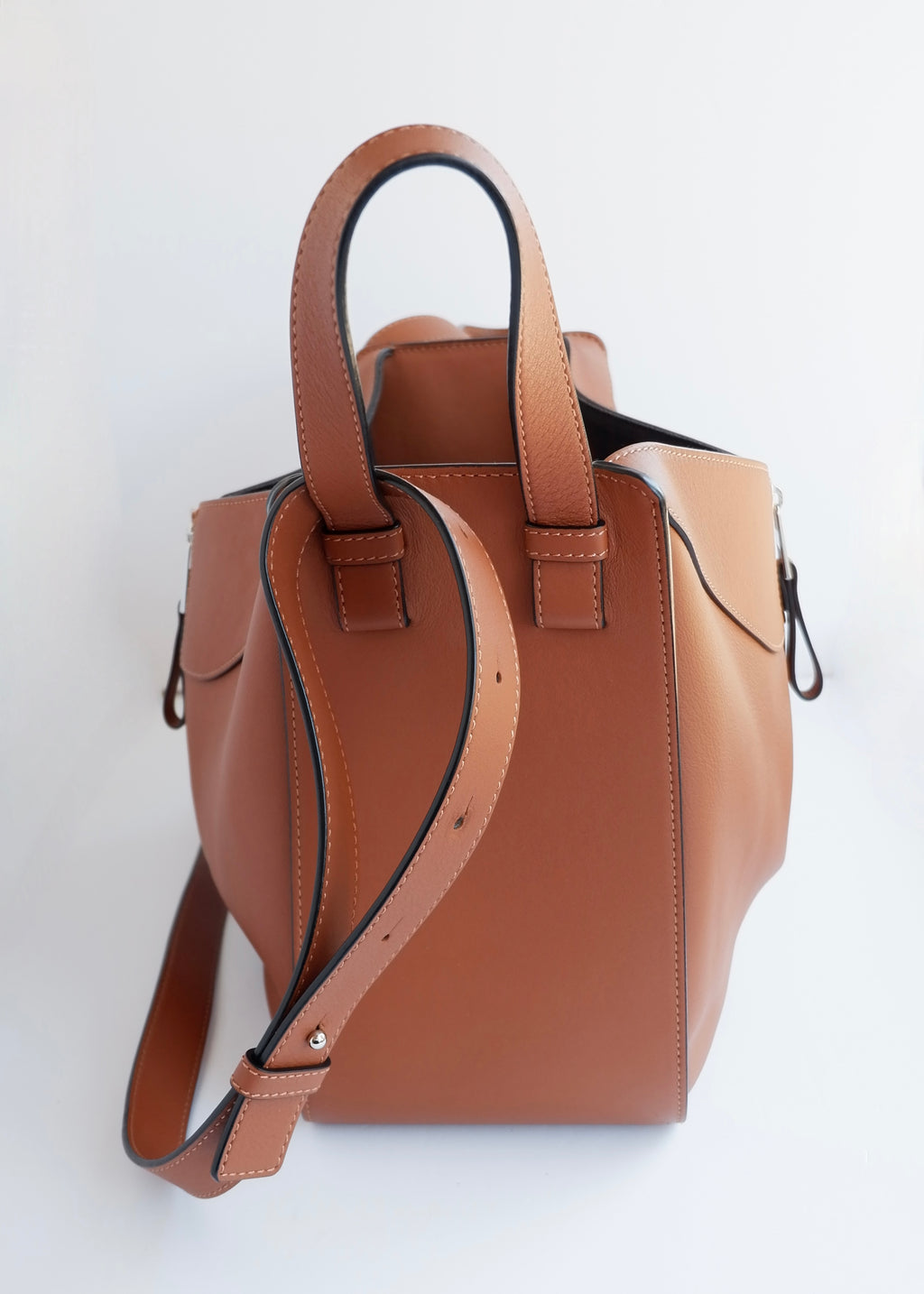Preowned Loewe Brown Leather Hammock Bag