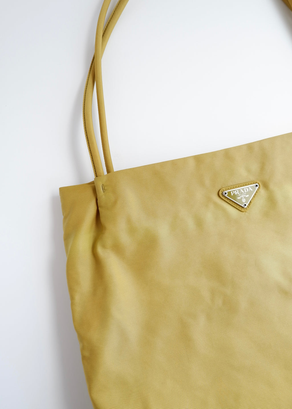 Authentique Sac Cabas Prada en Nylon Vert d'occasion