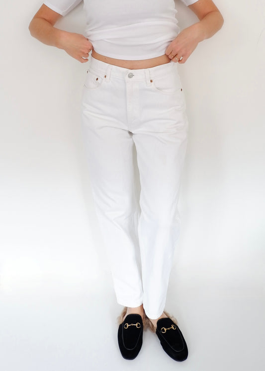 Levis Vintage 550 White Relaxed Straight Leg Jeans - 30