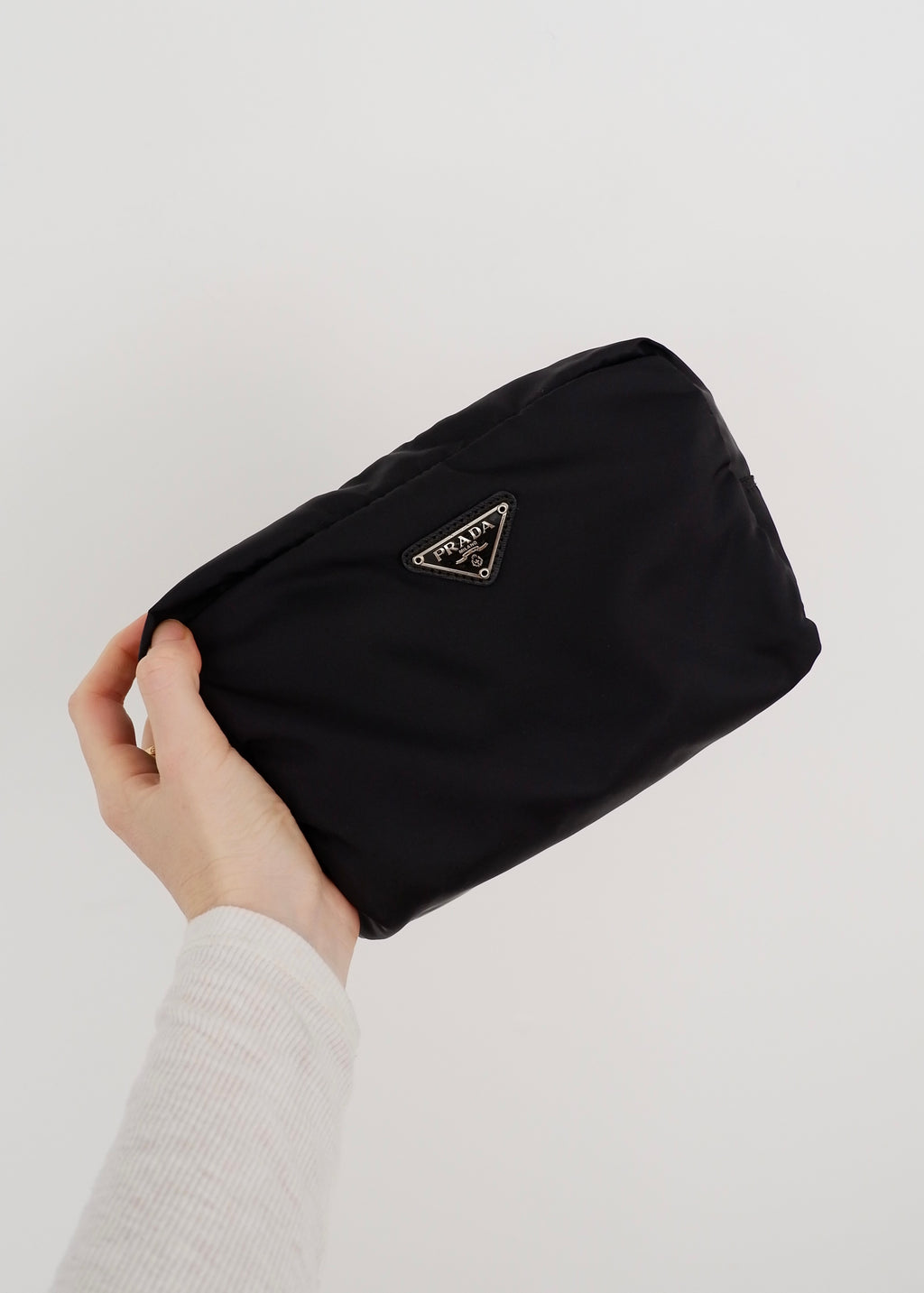 Pochette Prada authentique d'occasion en nylon noir