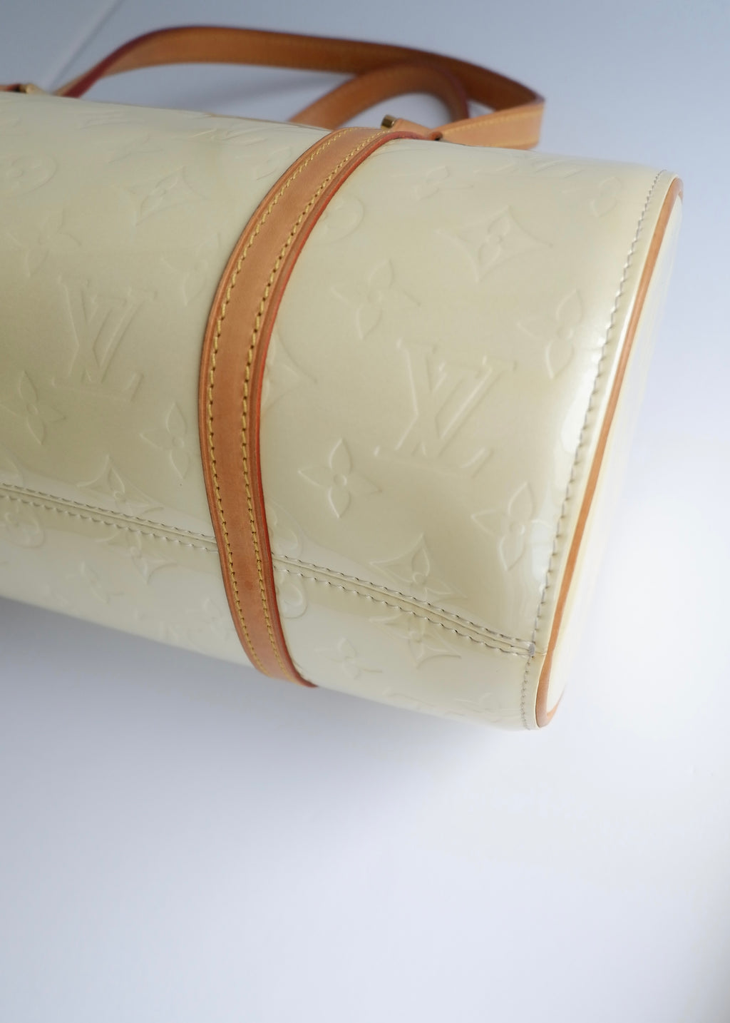Preowned Louis Vuitton Monogram Vernis Perle Bedford Shoulder Bag