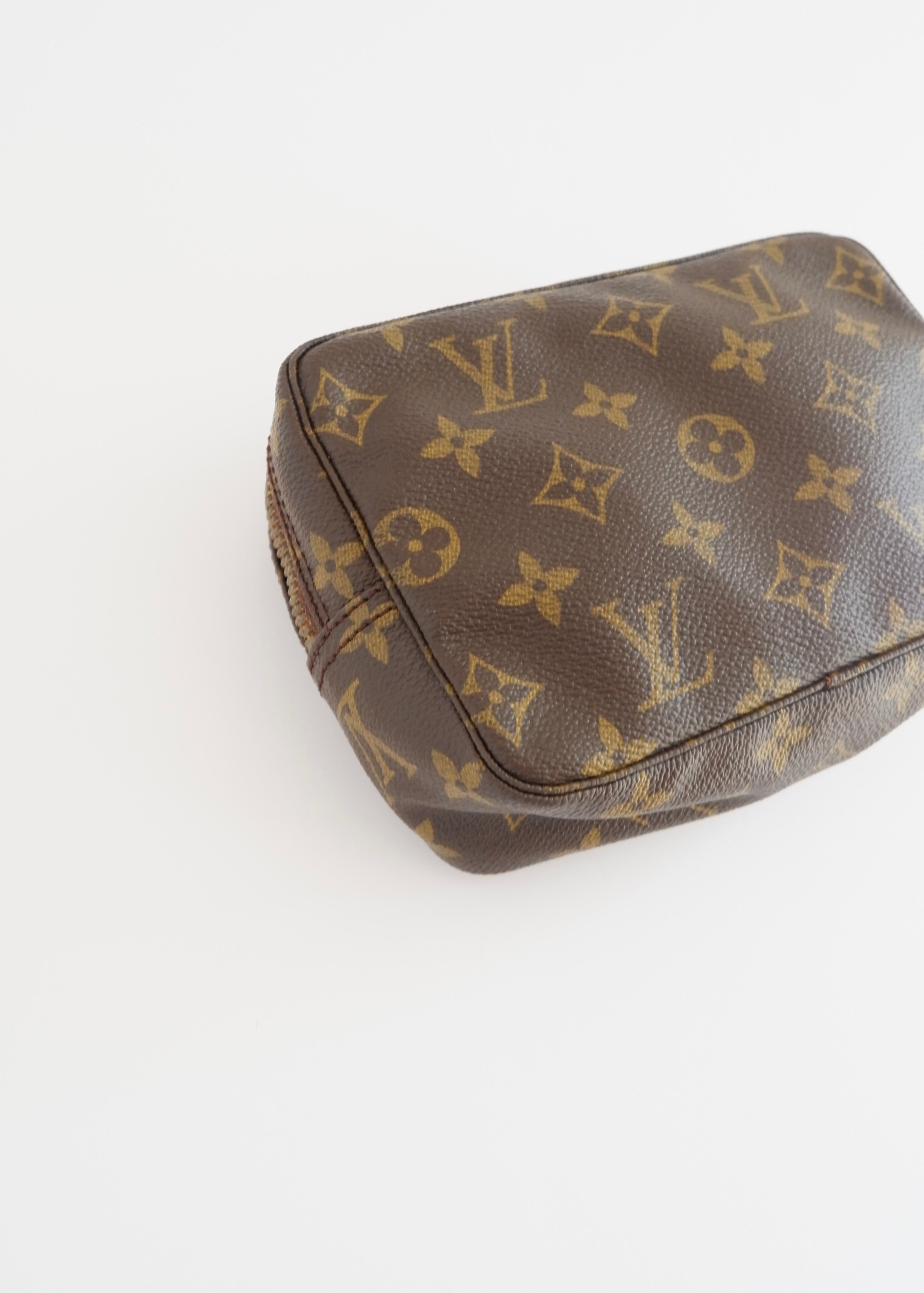 Preowned Louis Vuitton Monogram Cosmetic Pouch