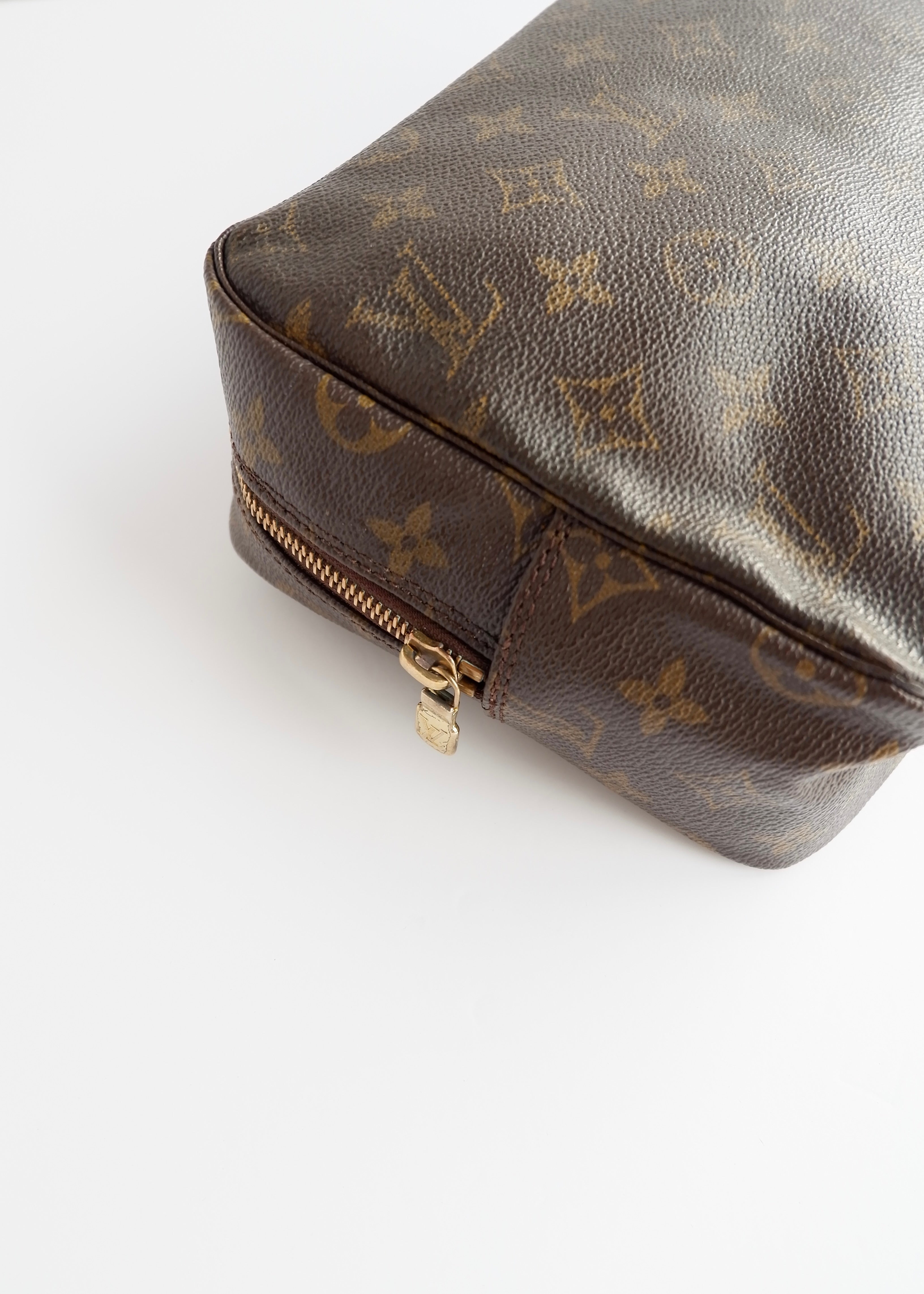 Authentic Preowned Vintage Louis Vuitton Monogram Large Toiletry Pouch