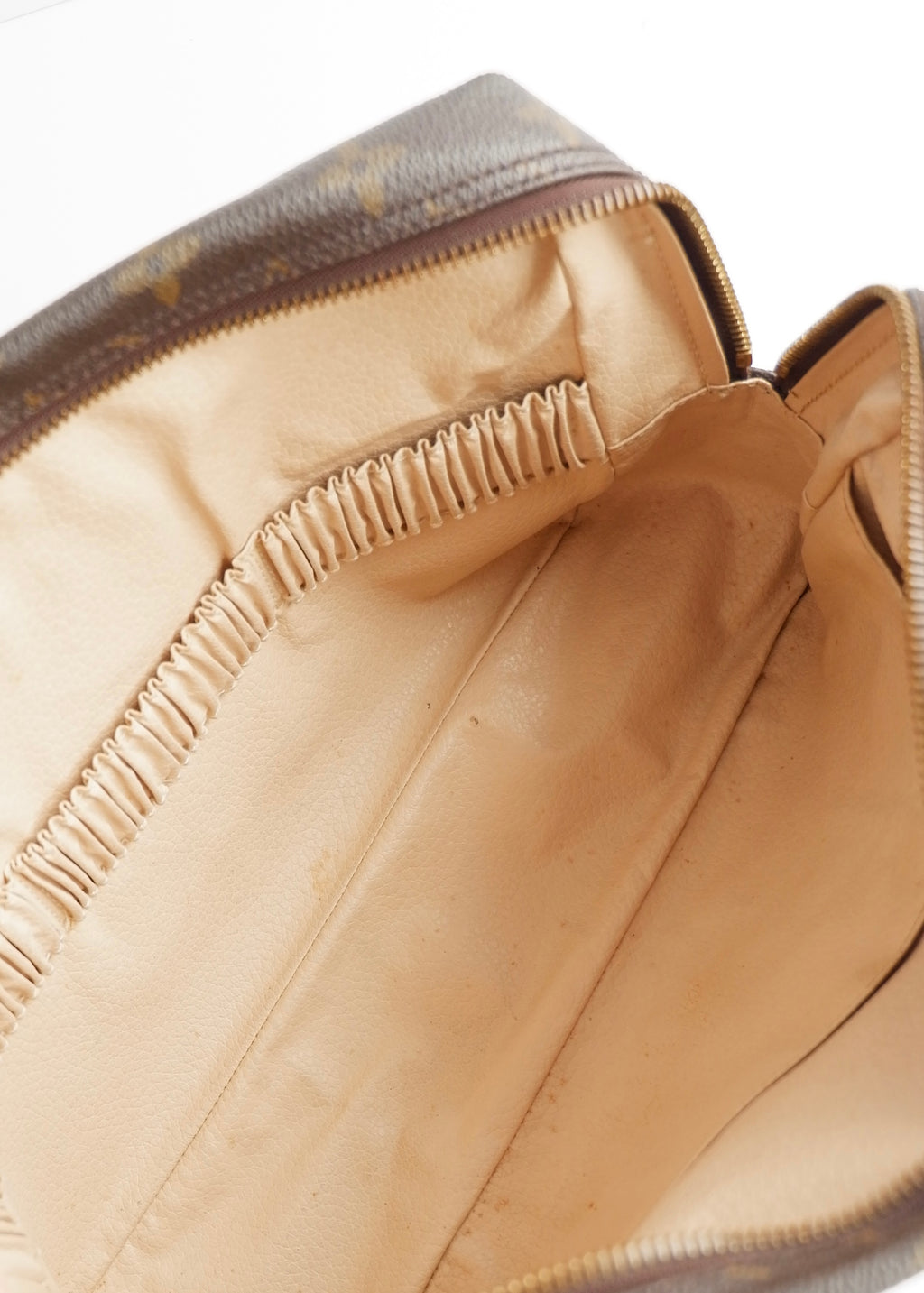 Trousse de Toilette Louis Vuitton Monogram Authentique et d'Occasion
