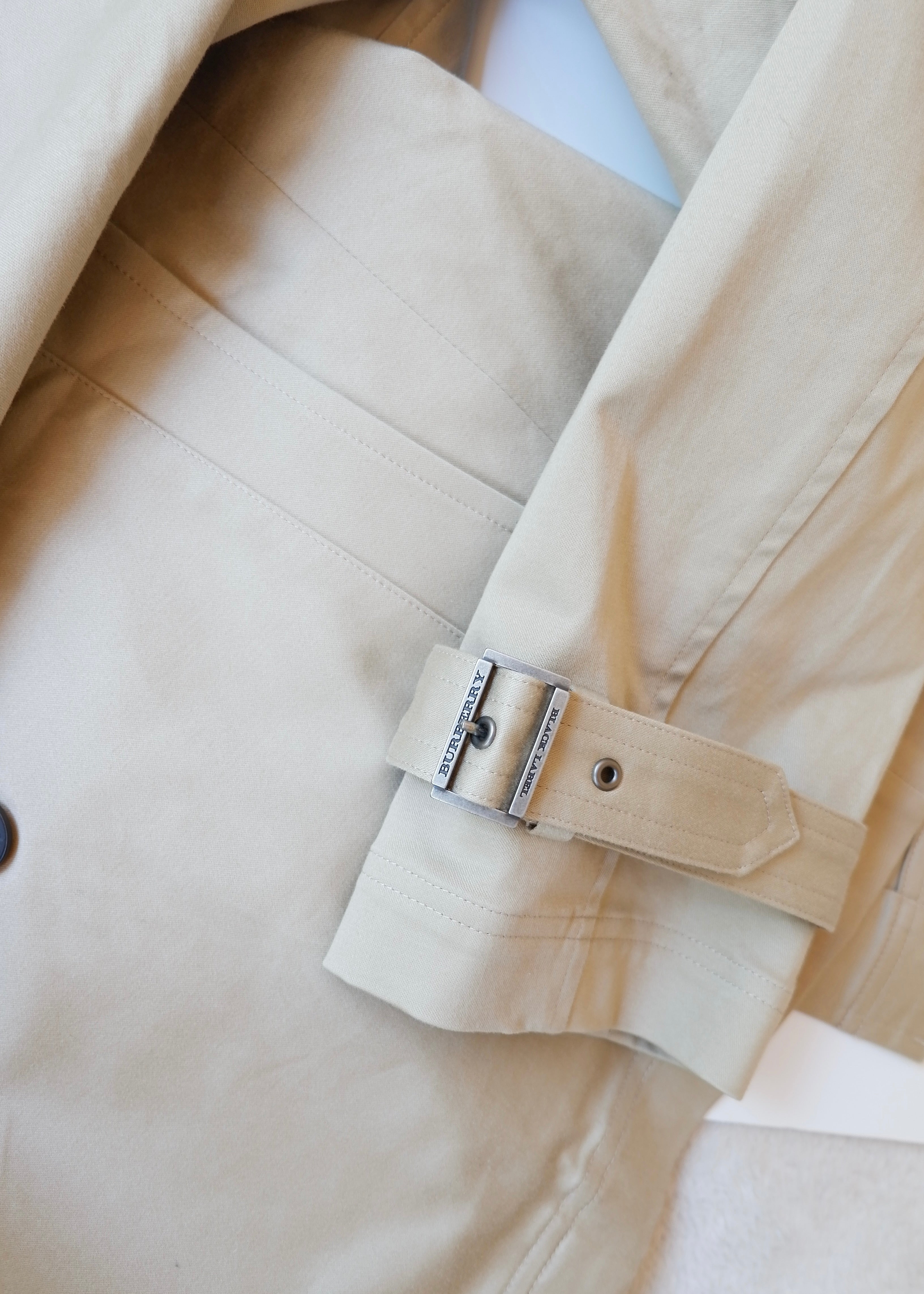 Authentic Preowned Burberry Beige Short Trench Coat - M