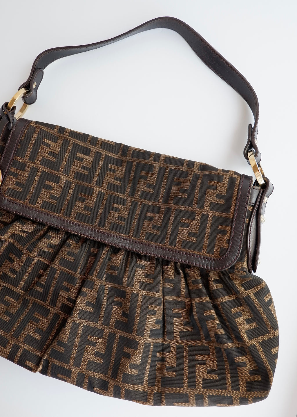Sac porté épaule Fendi Zucca Chef marron vintage d'occasion authentique
