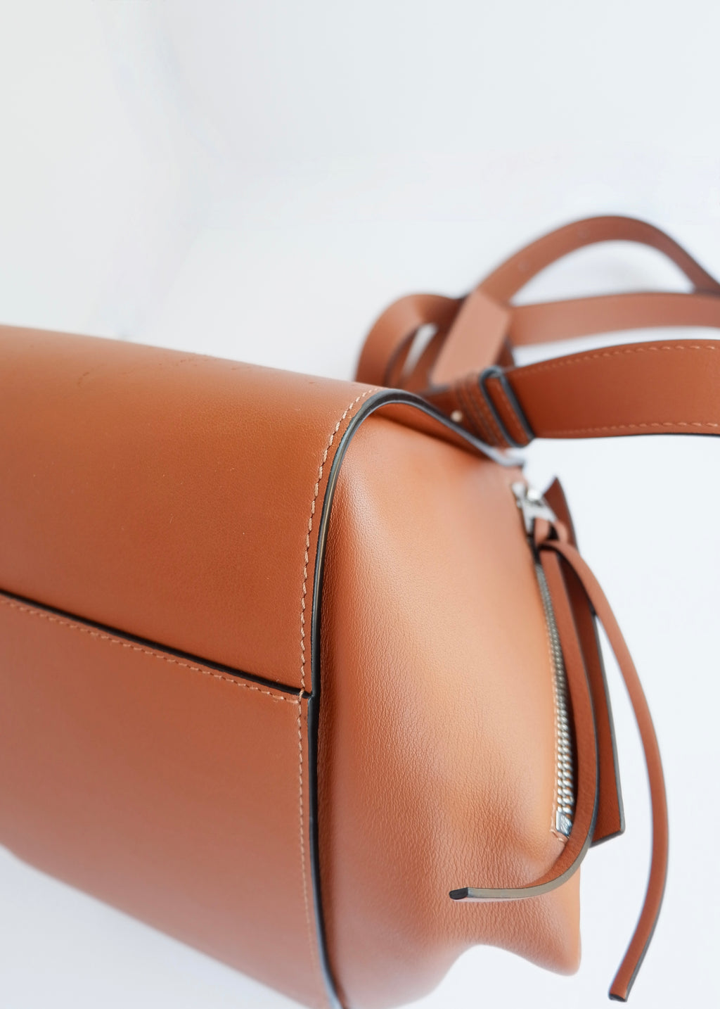 Preowned Loewe Brown Leather Hammock Bag
