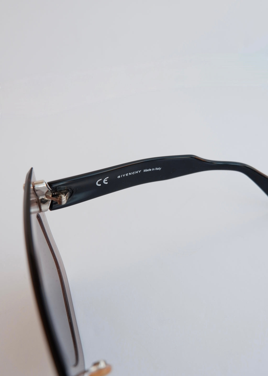 Authentic Preowned Givenchy Black/ Brown Cat Eye Sunglassses